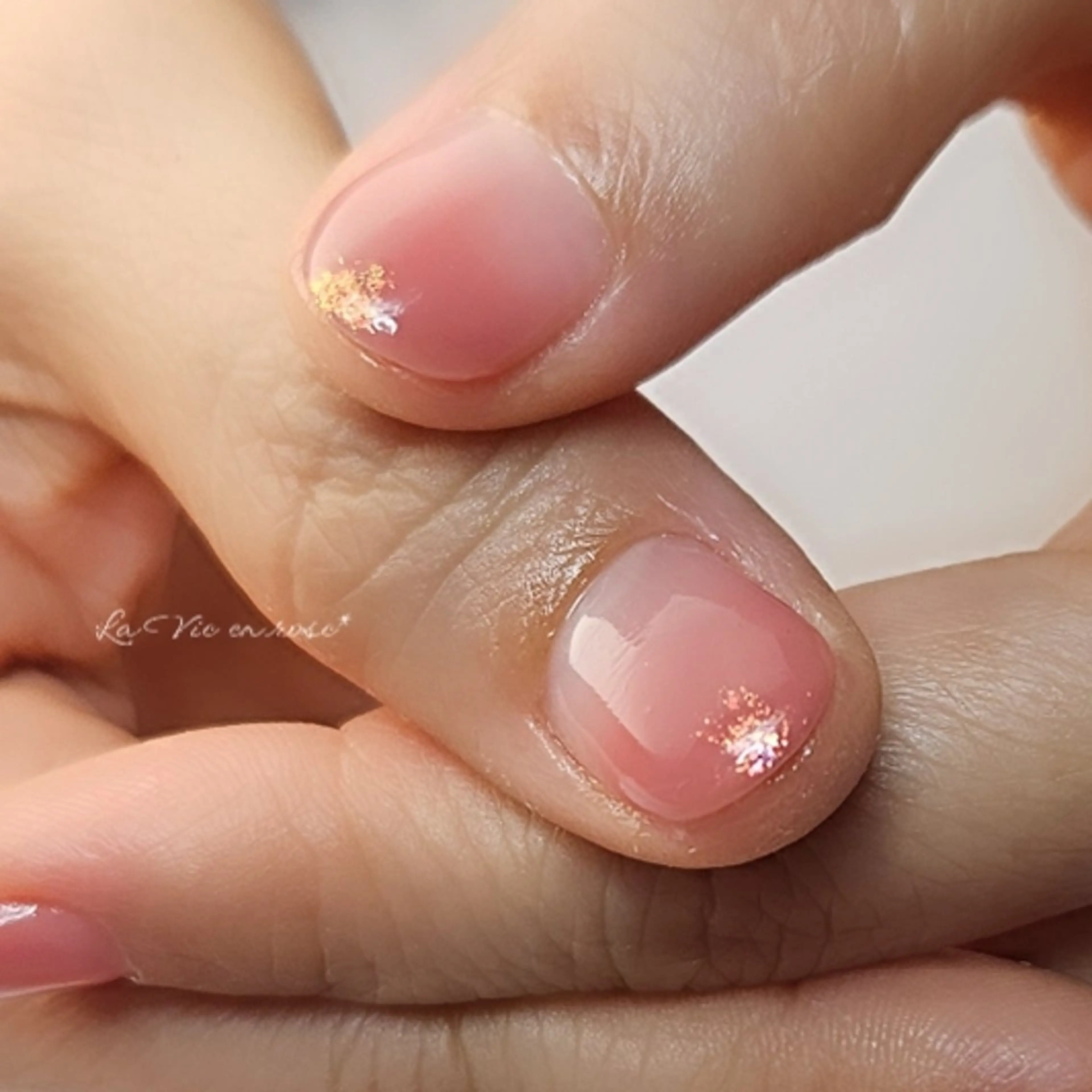 ネイル グラデーション ラヴィアン ローズのネイルデザイン