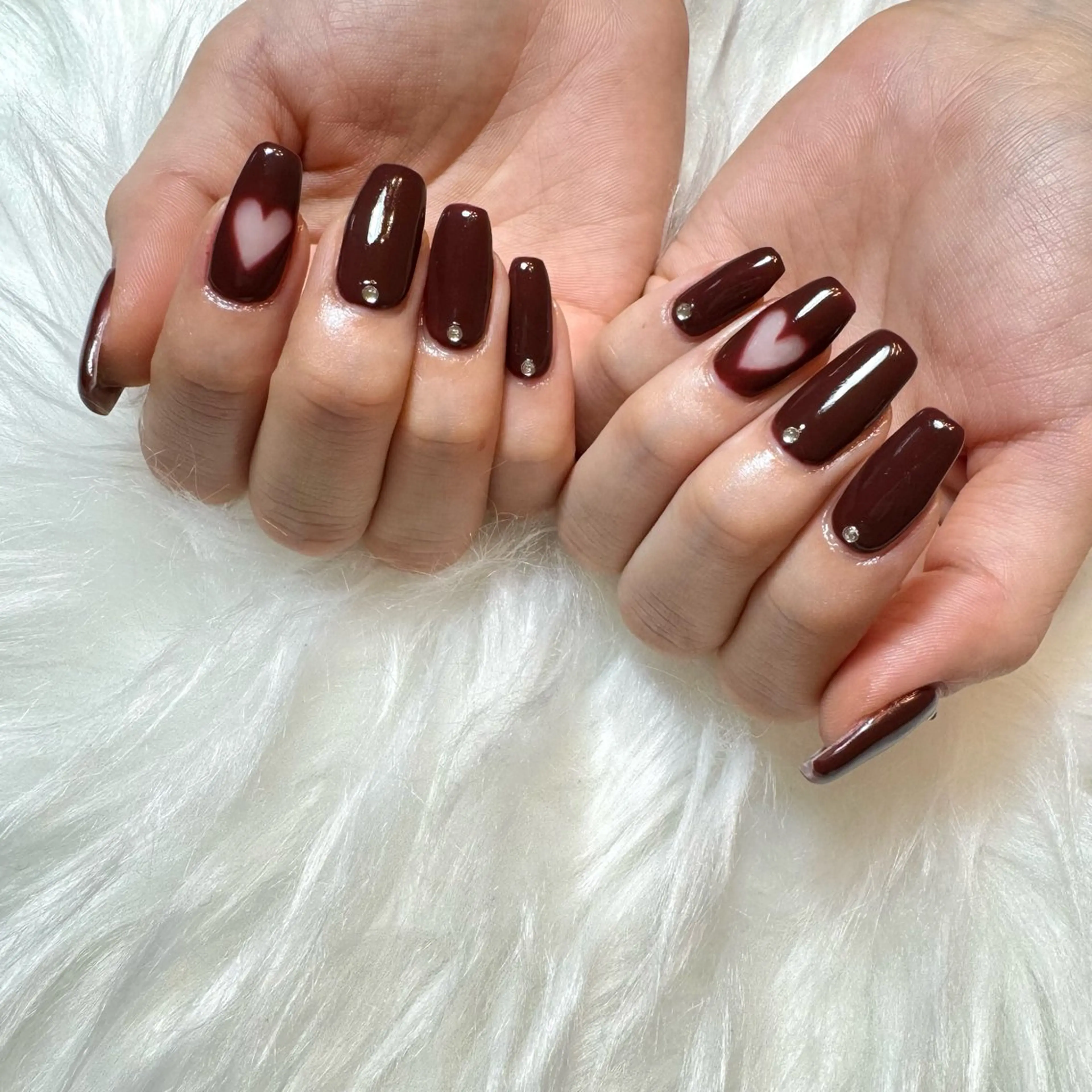 ネイル Aulu'bネイル ボディージュエリーのネイルデザイン