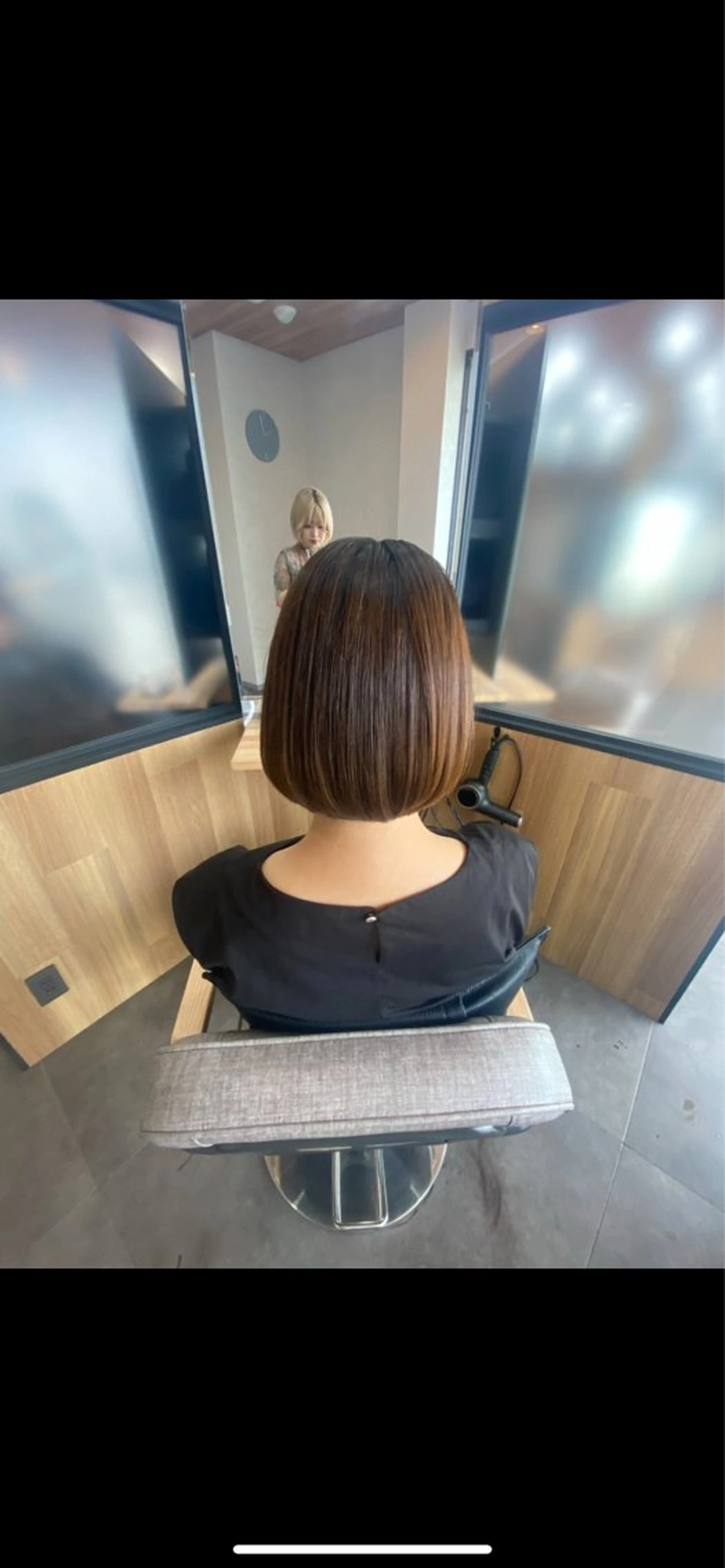 ミディアム 切りっぱなしボブ ボブ 美容室  STROKE 伊勢崎宮子店所属・金田 麻莉亜のヘアスタイル