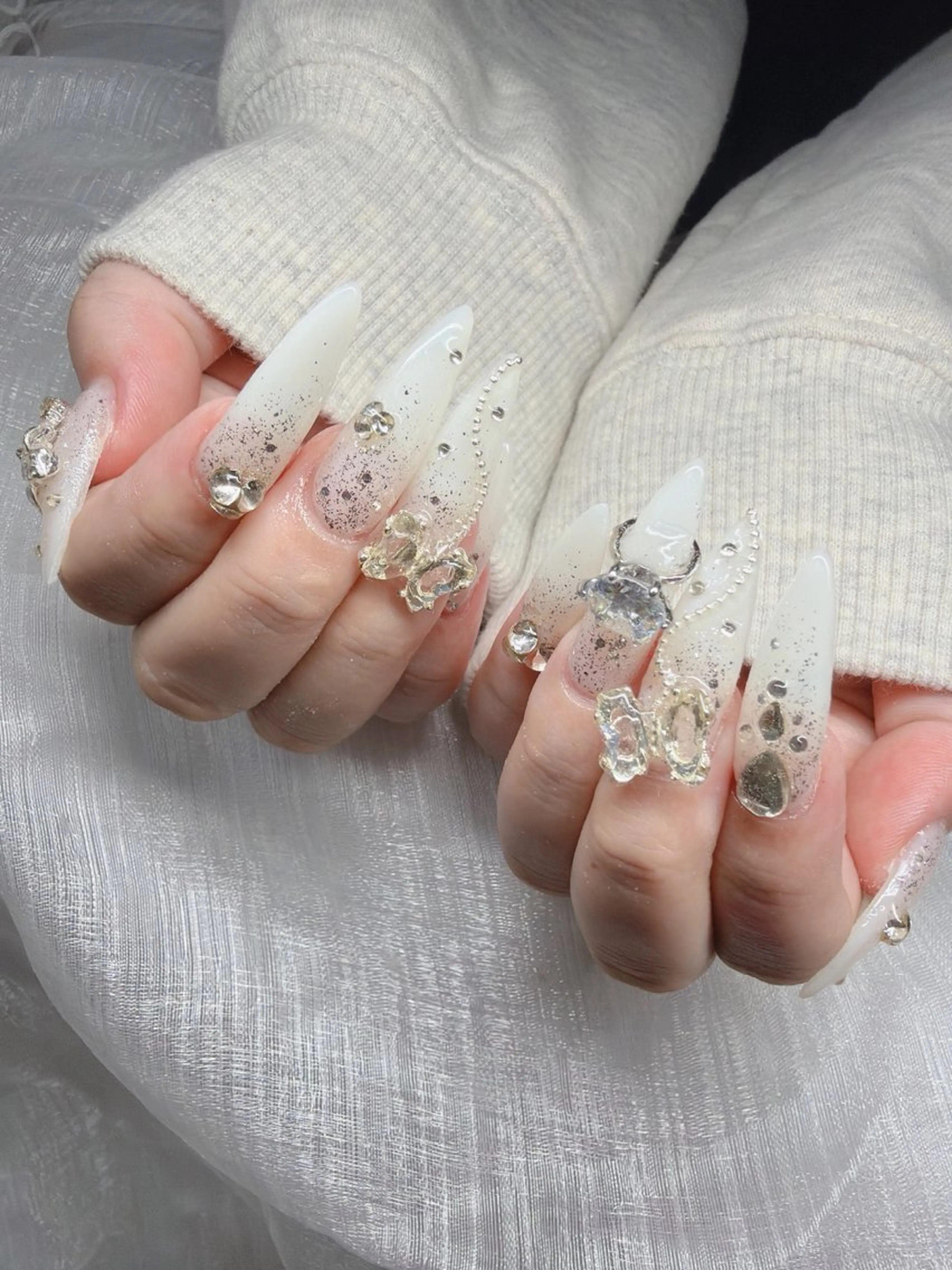 ネイル ハンドネイル Lee Nailsのネイルデザイン