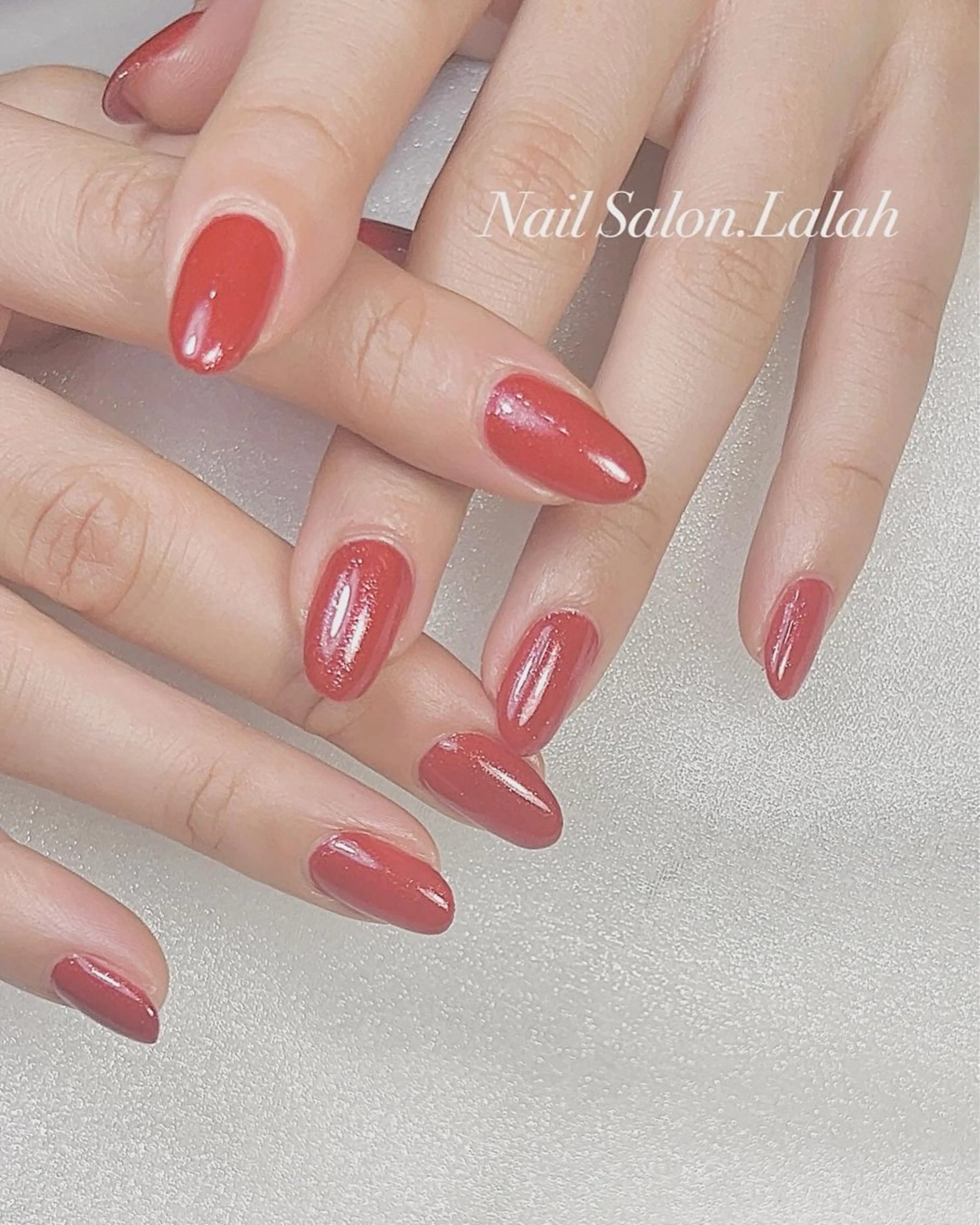 ネイル ジェルネイル ワンカラーネイル 赤色 Nail Salon .Lalahのネイルデザイン