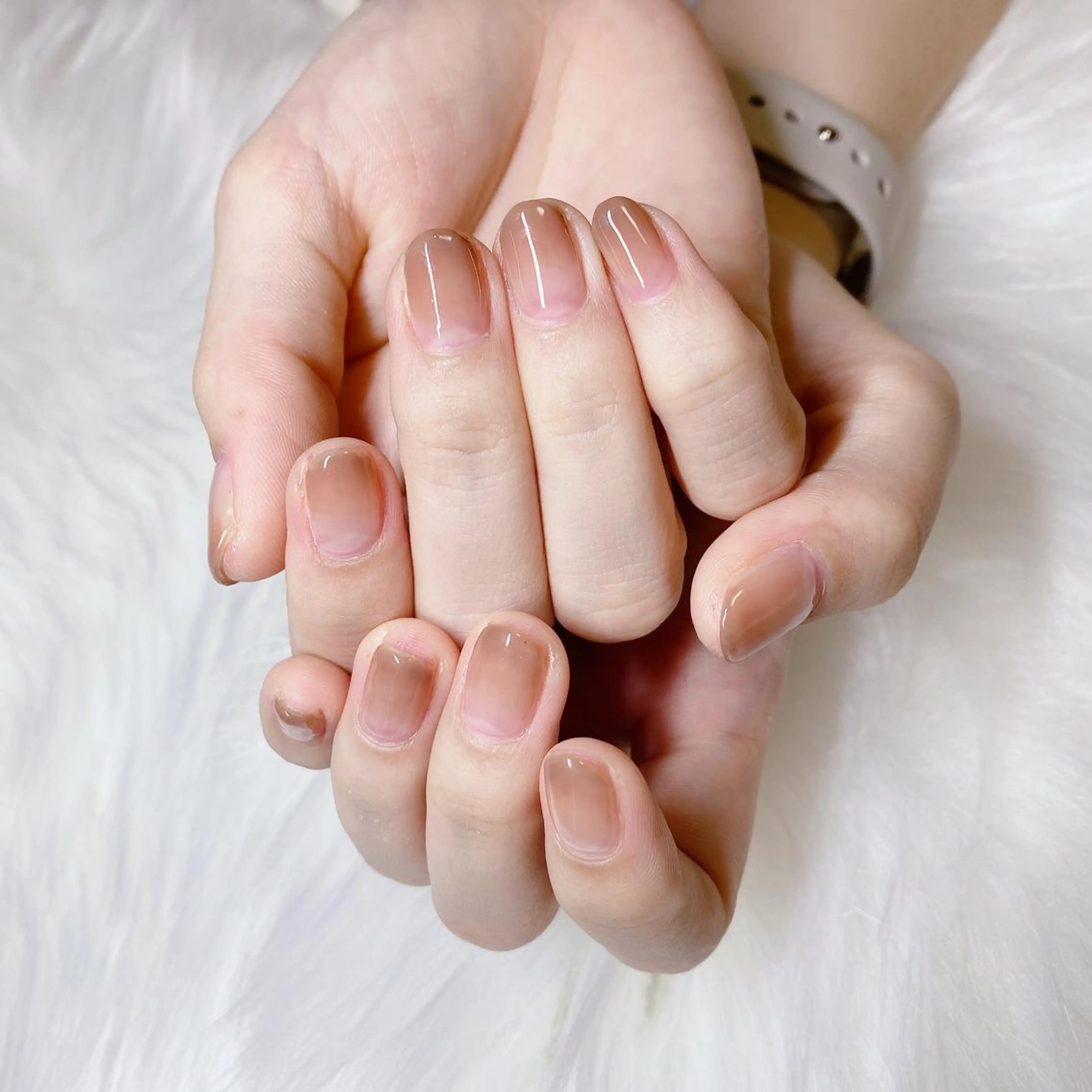 ネイル ブラウン グラデーション 結城 怜菜のネイルデザイン