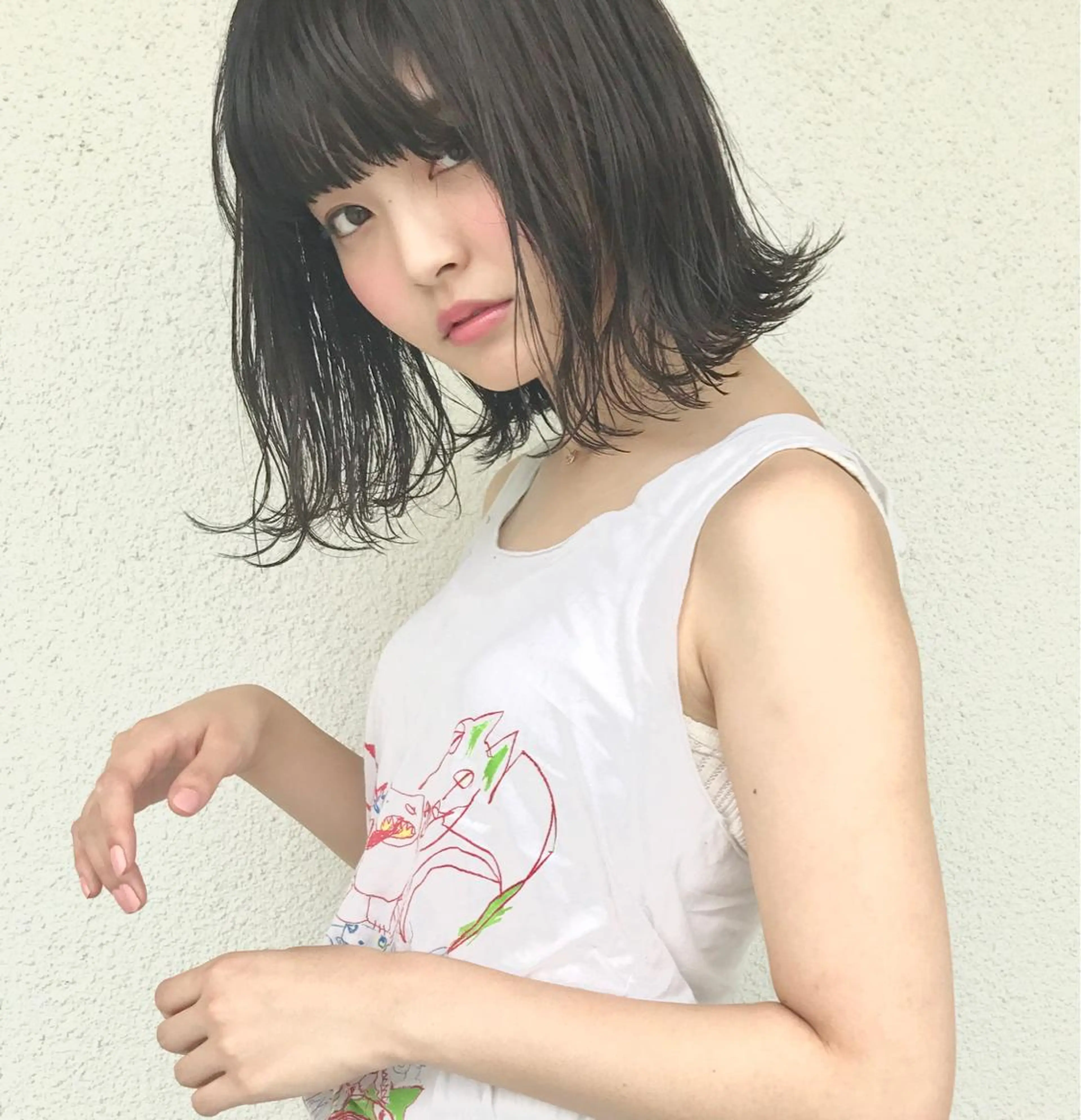 ミディアム ヤスドミ ケイスケのヘアスタイル