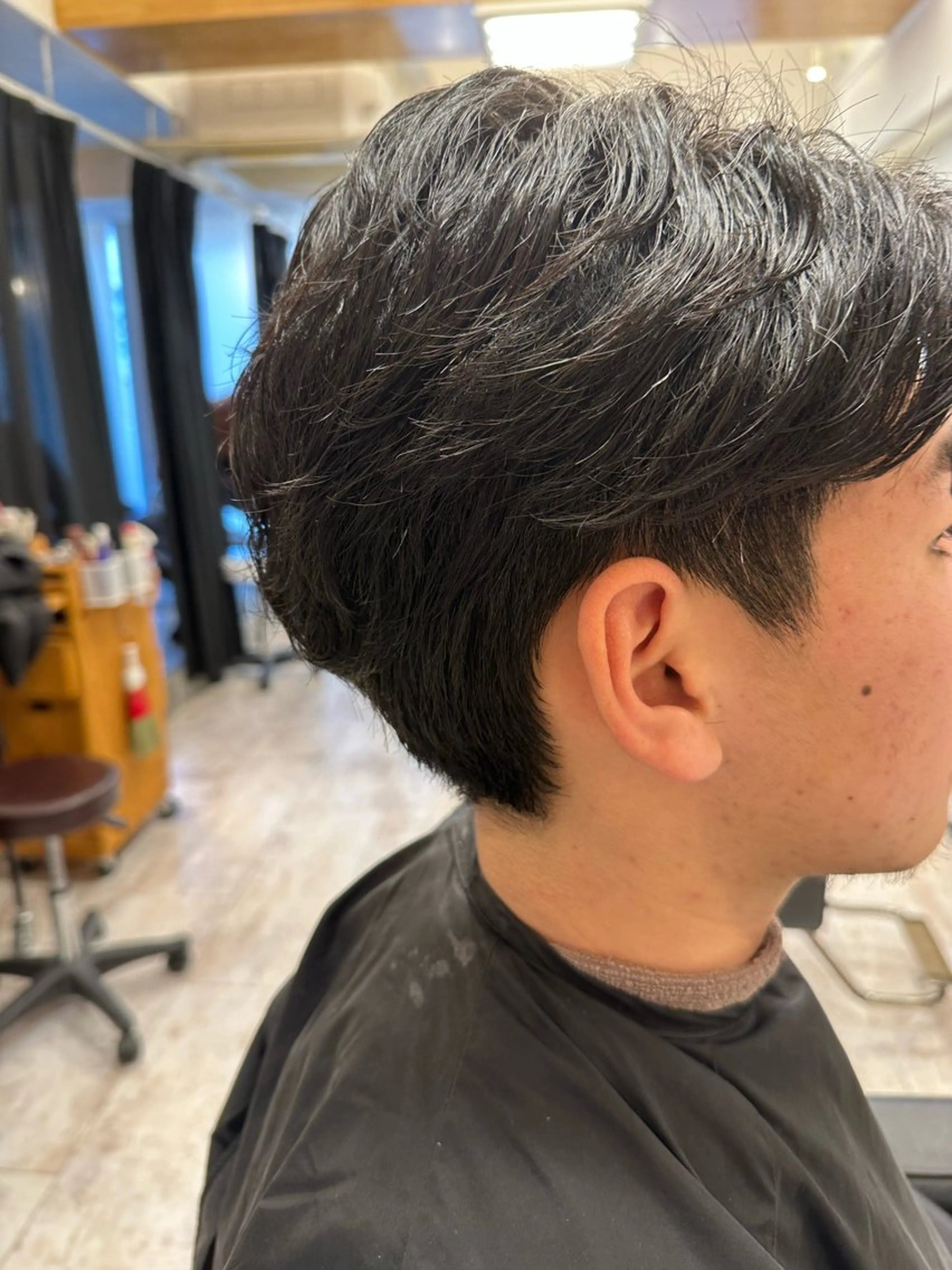 ショート パーマ メンズ 福山 宏介のヘアスタイル