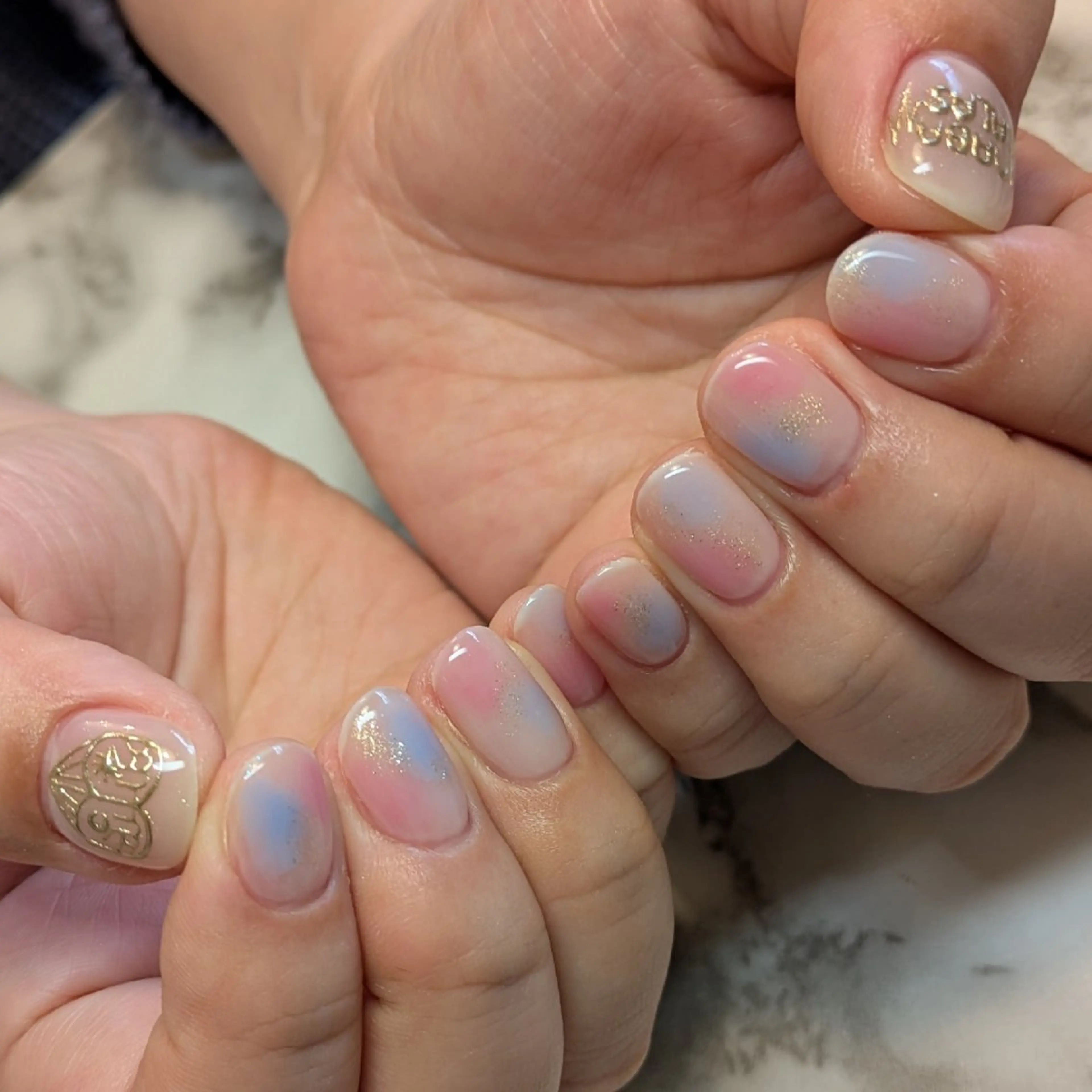 ネイル ニュアンスネイル ジェヌインネイル 河内のネイルデザイン