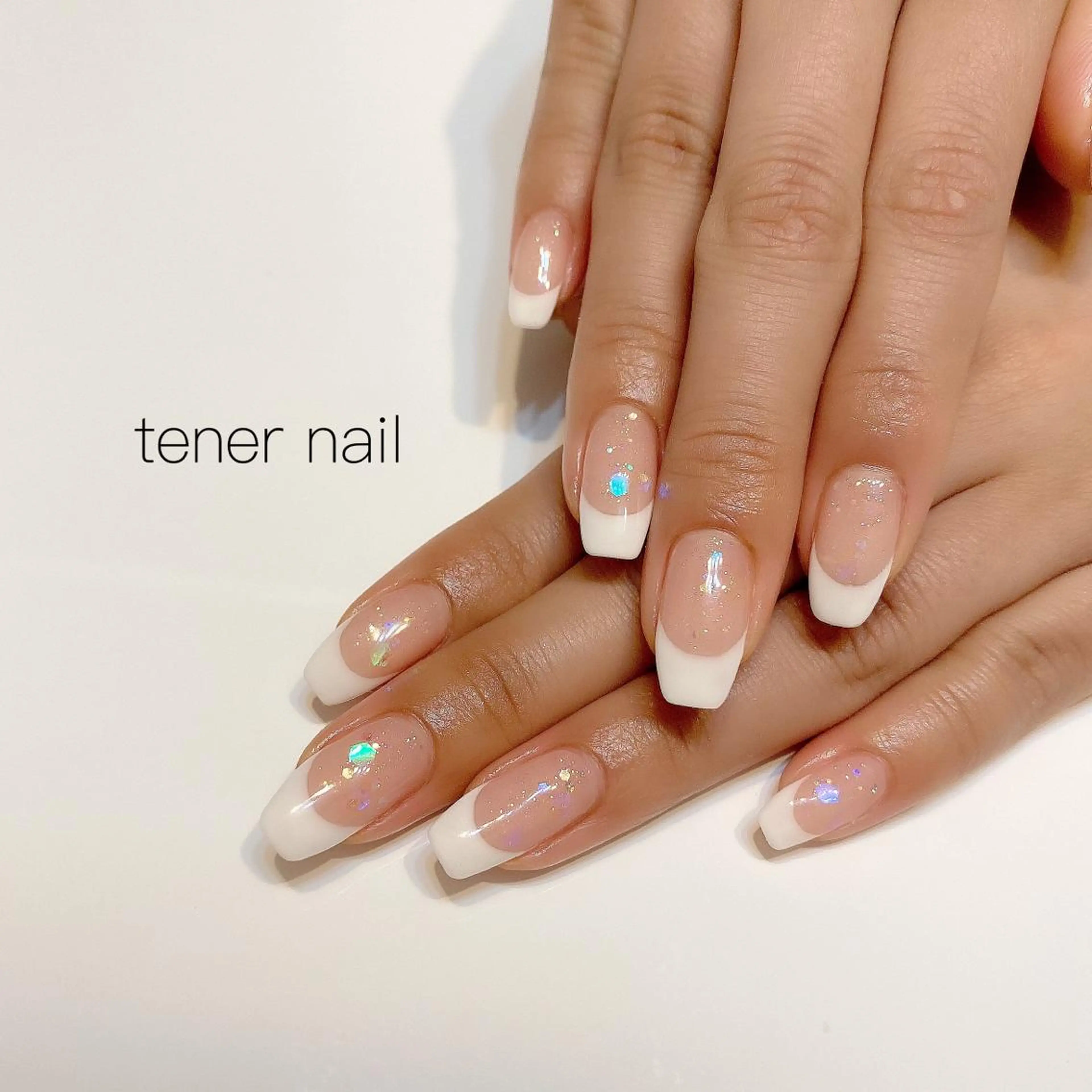ネイル フレンチネイル ラメ(グリッター) tener  nail  テネルネイル所属・テネルネイル tener nailのネイルデザイン
