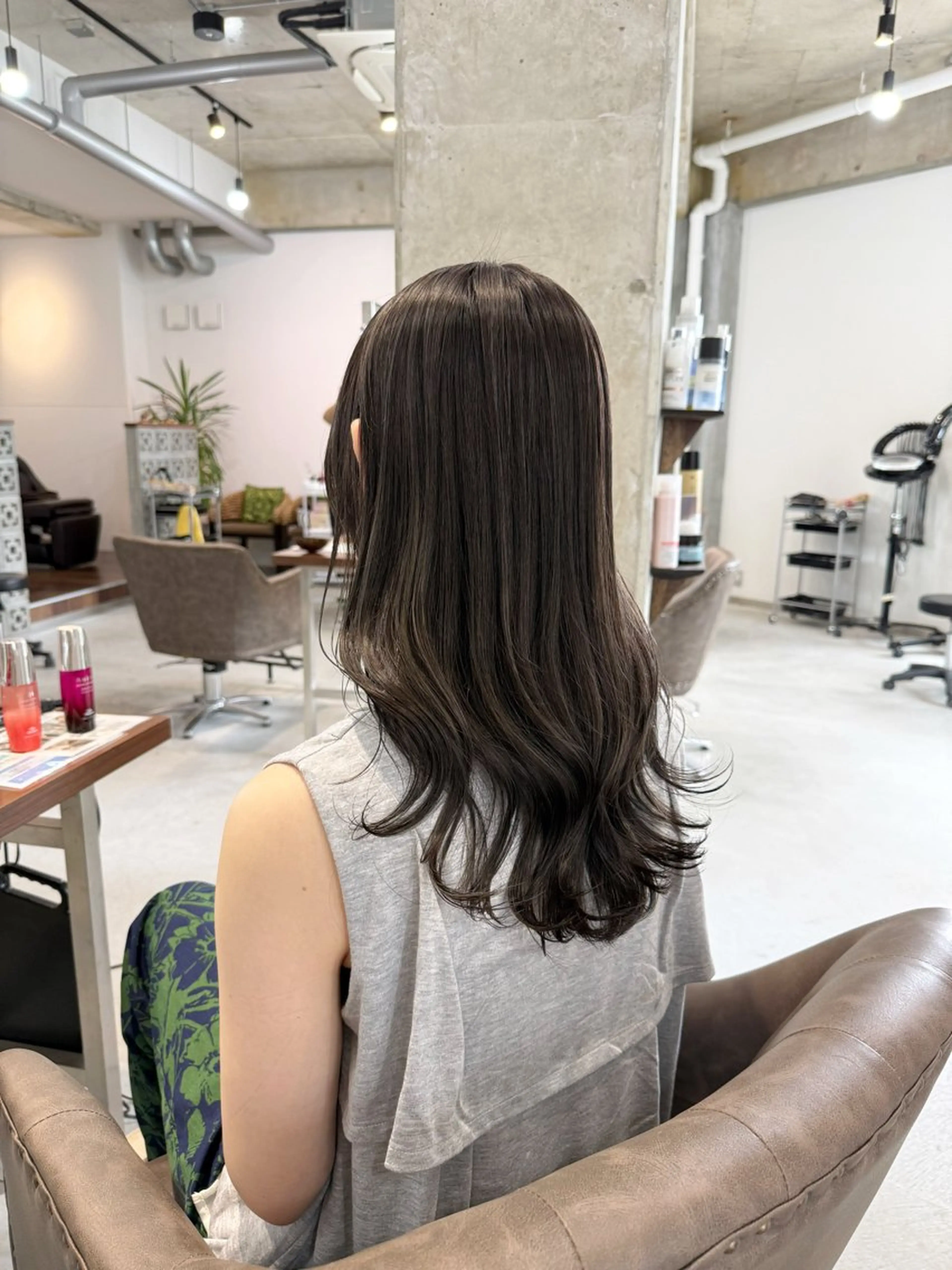 ロング カラー ハイライトカラー ハイライト カット ヘアカラー トリートメント カイリ /レイヤーカットのヘアスタイル