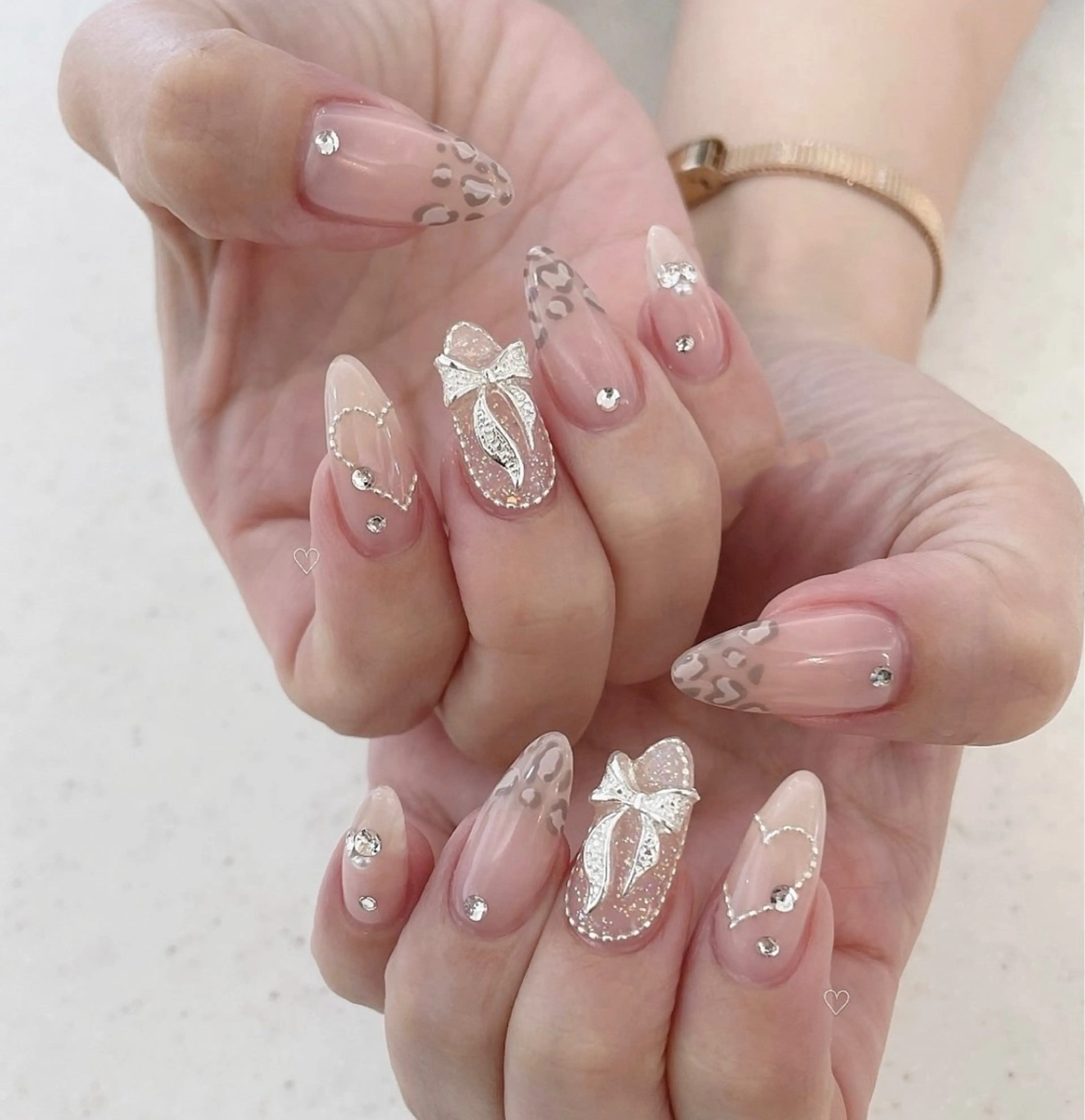 ネイル ハンドネイル Luna スカルプ専門店のネイルデザイン