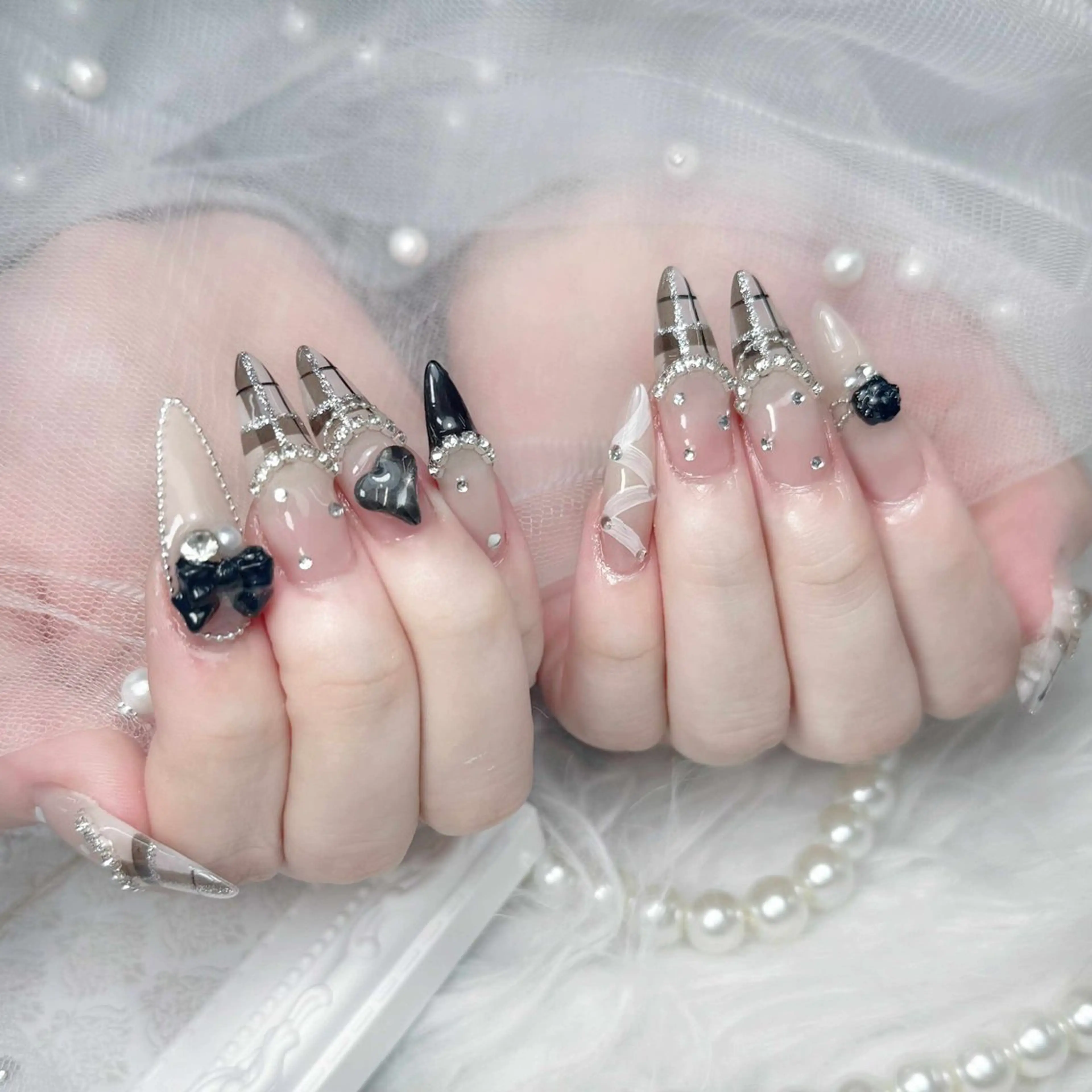 ネイル ハンドネイル ハンドケア ちごみ Novaのネイルデザイン