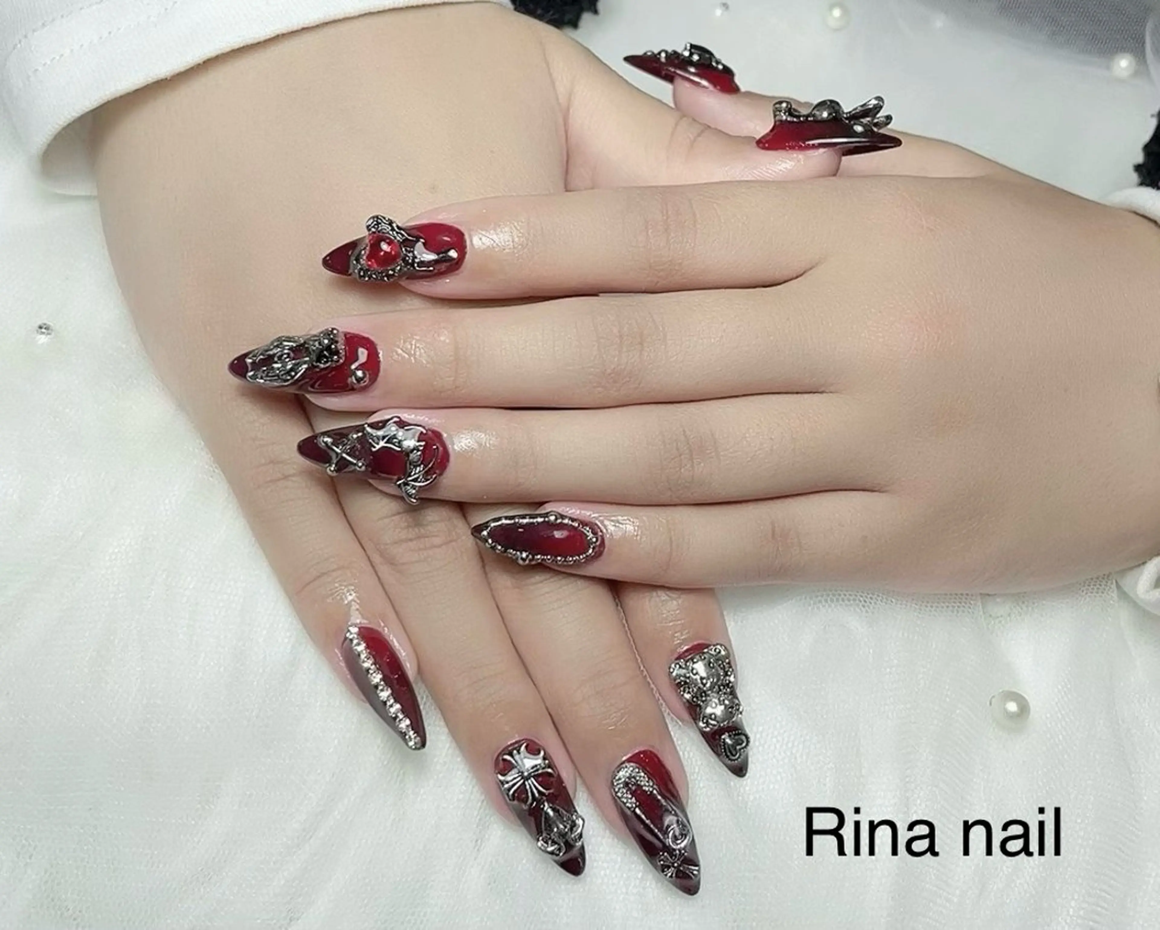 ネイル ハンドネイル リナネイルサロン 松戸八柱所属・リナ ネイルサロンのネイルデザイン