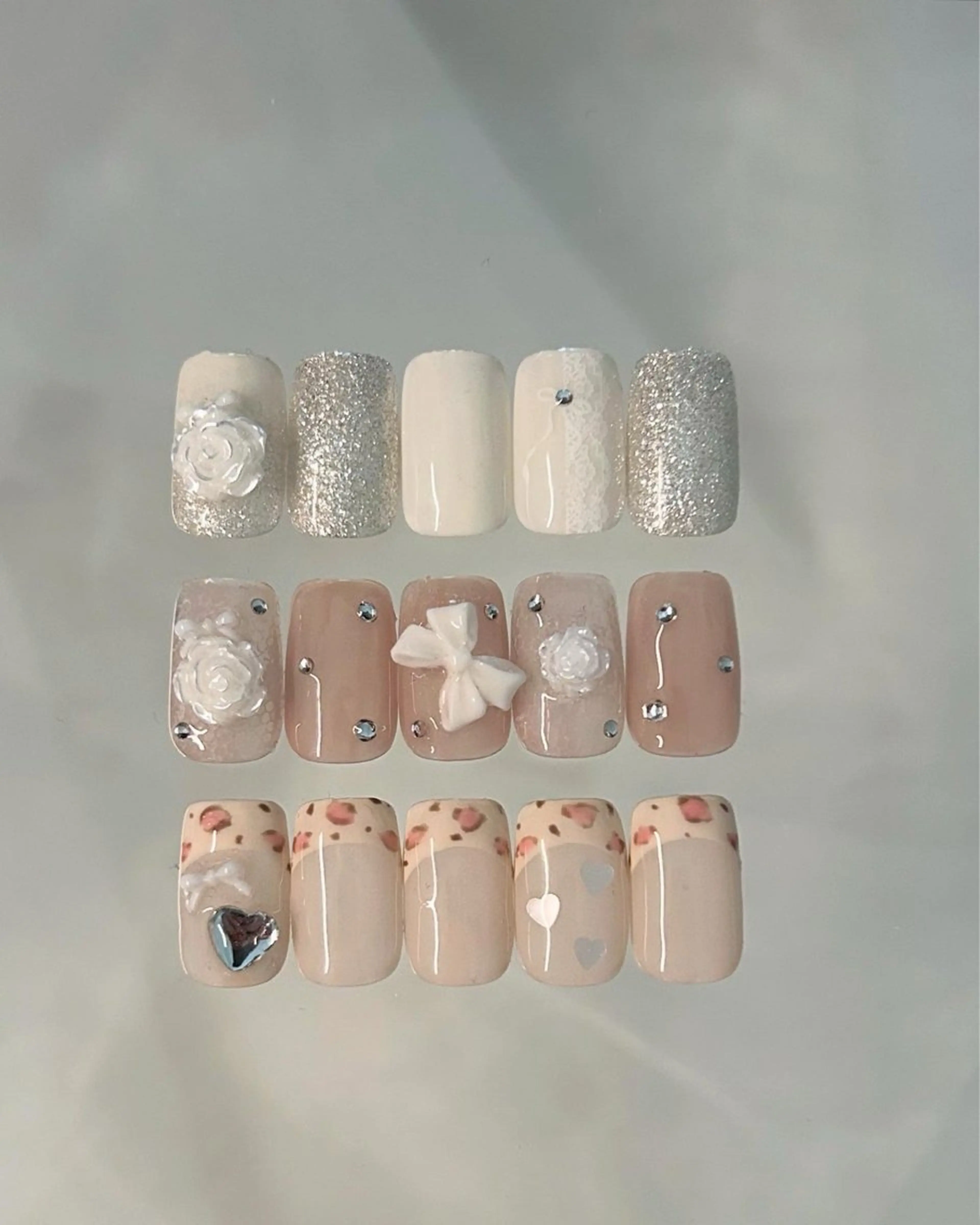 ネイル アニマル柄 ブラウン カジュアル フレンチネイル ガーリー ハンドネイル ハンドケア lyly.nail所属・lylynail YUUKAのネイルデザイン