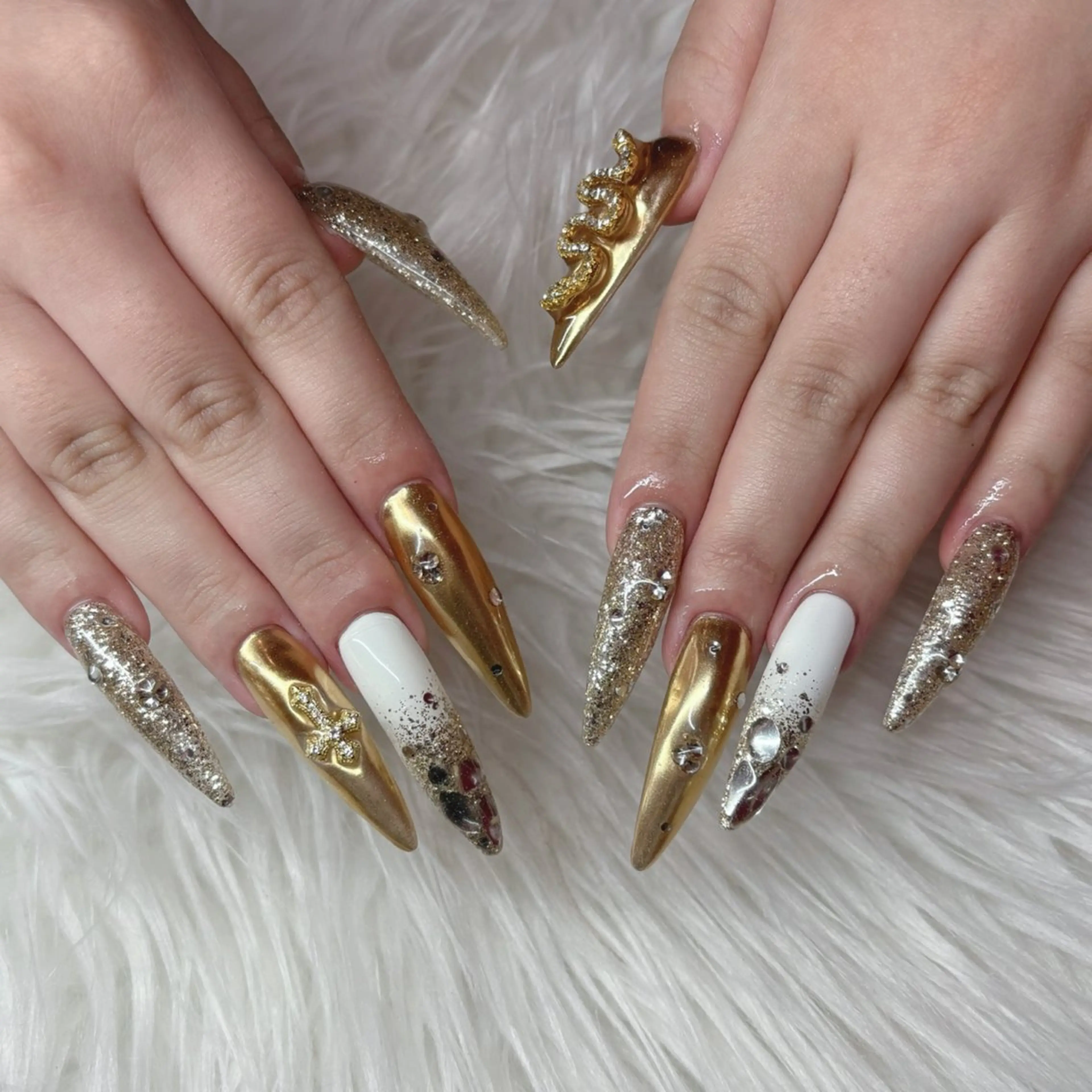 ネイル ロングネイル My+ Yukaのネイルデザイン