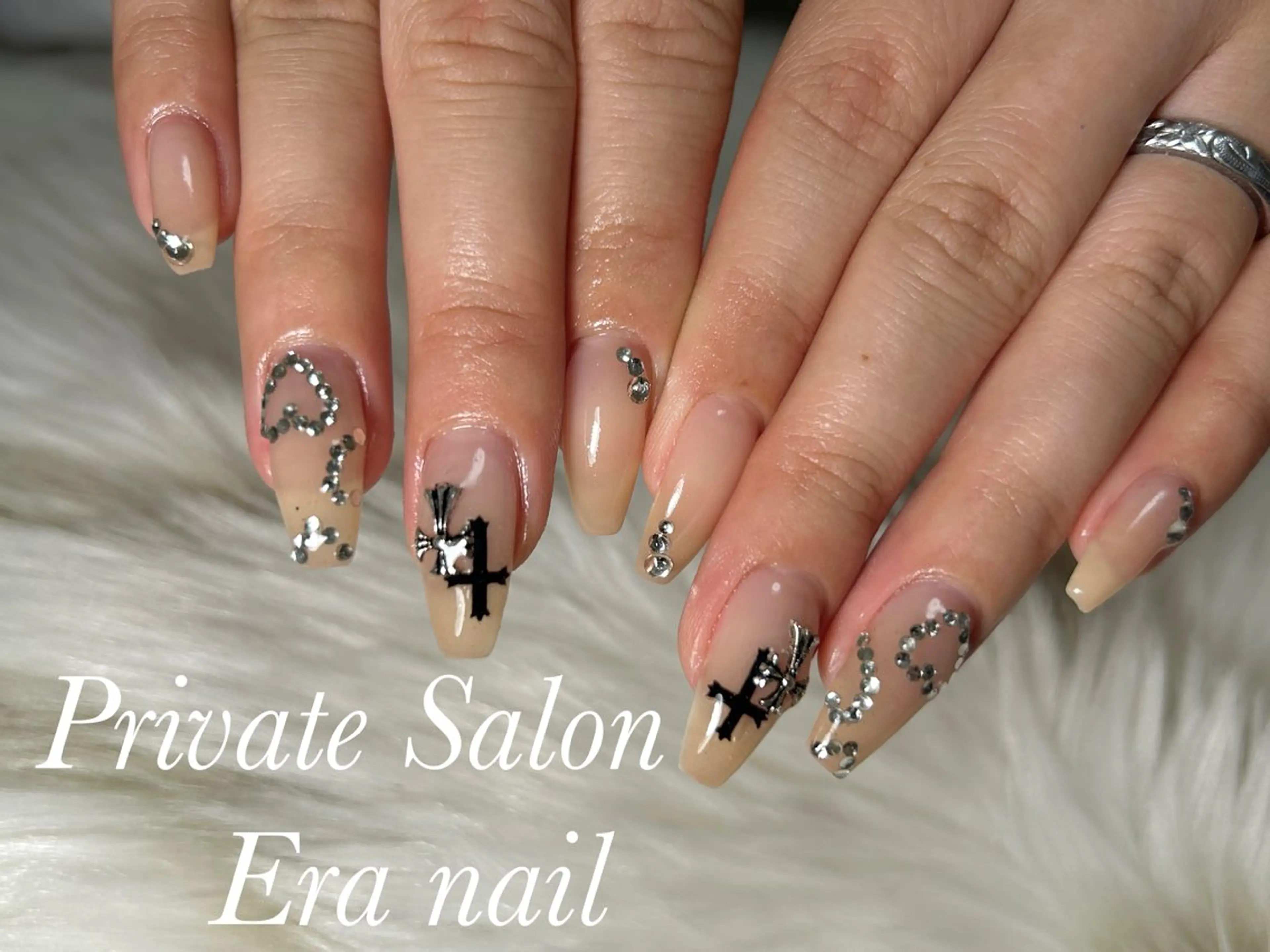 ネイル 持ち込み ハンドネイル Era nailのネイルデザイン