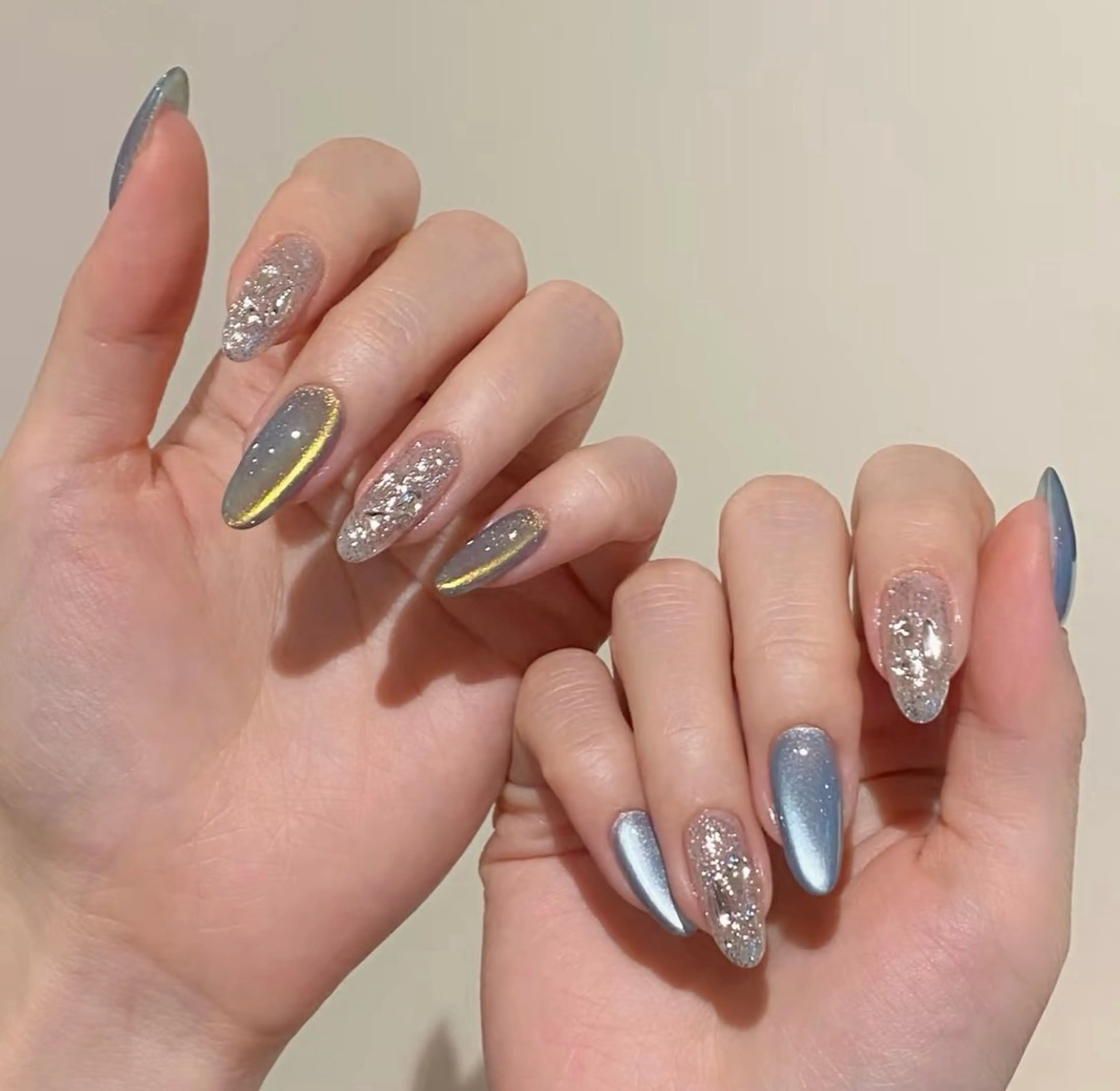 ネイル 高木 維麗絲のネイルデザイン