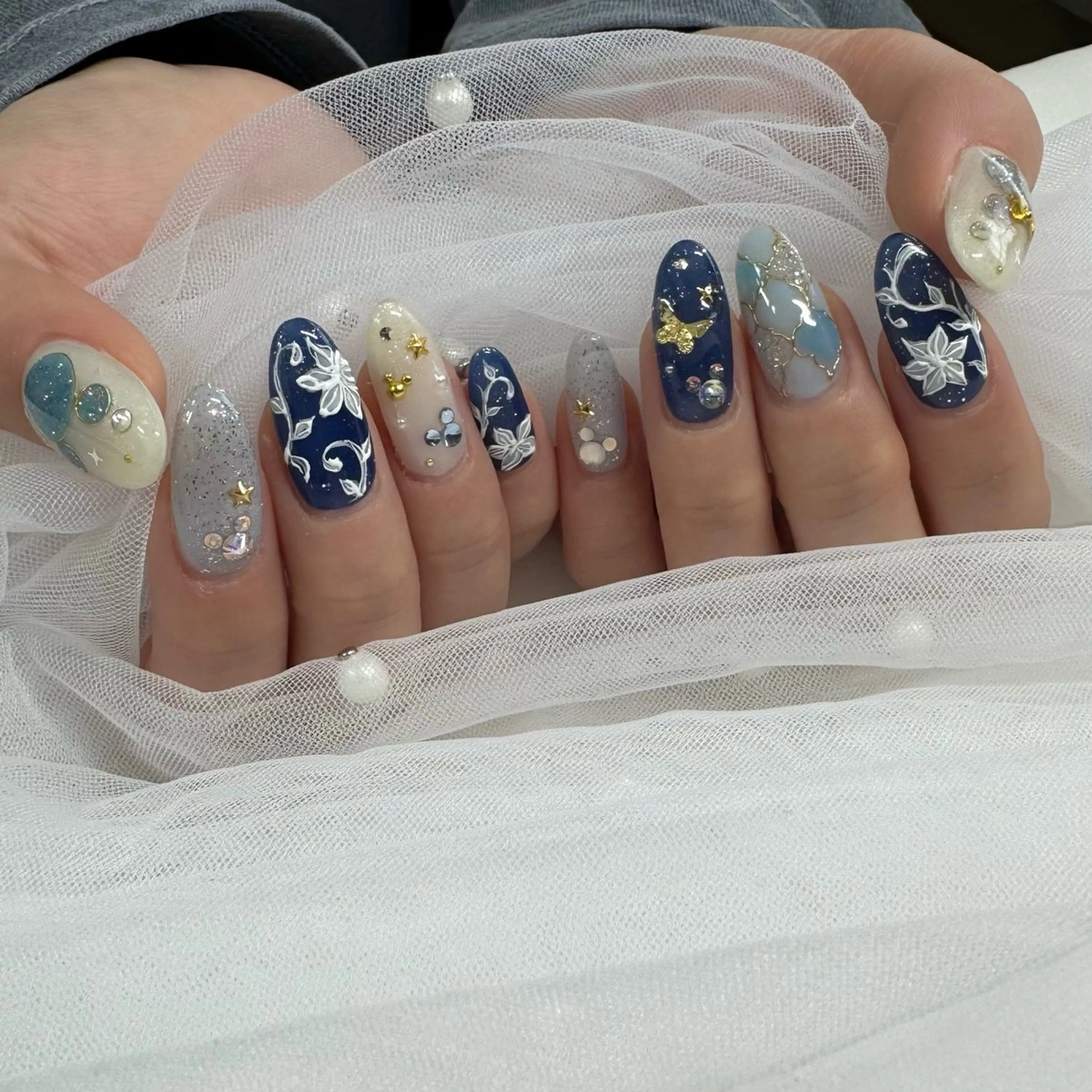 ネイル 東 千夏のネイルデザイン