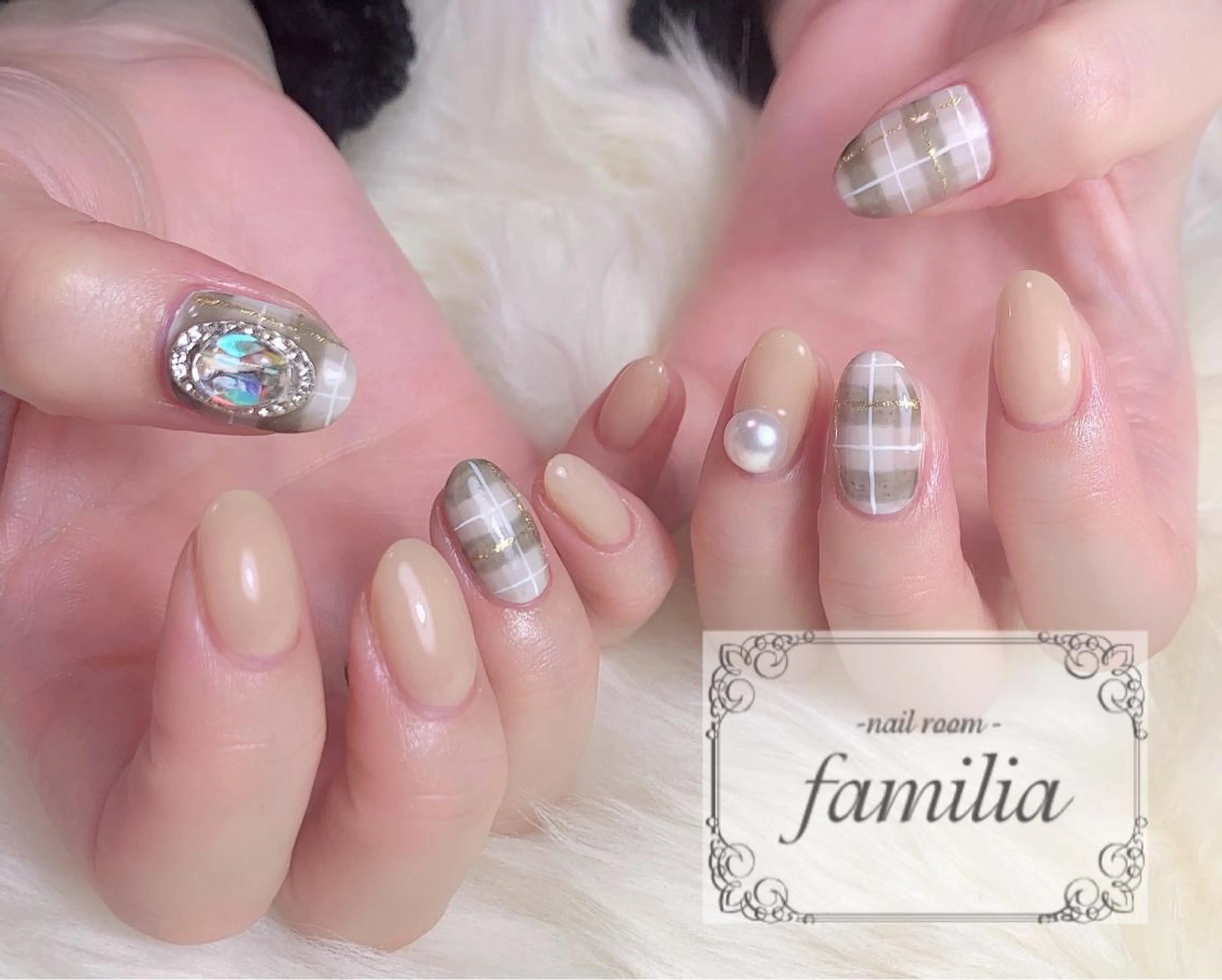 ネイル -nailroom- familiaのネイルデザイン