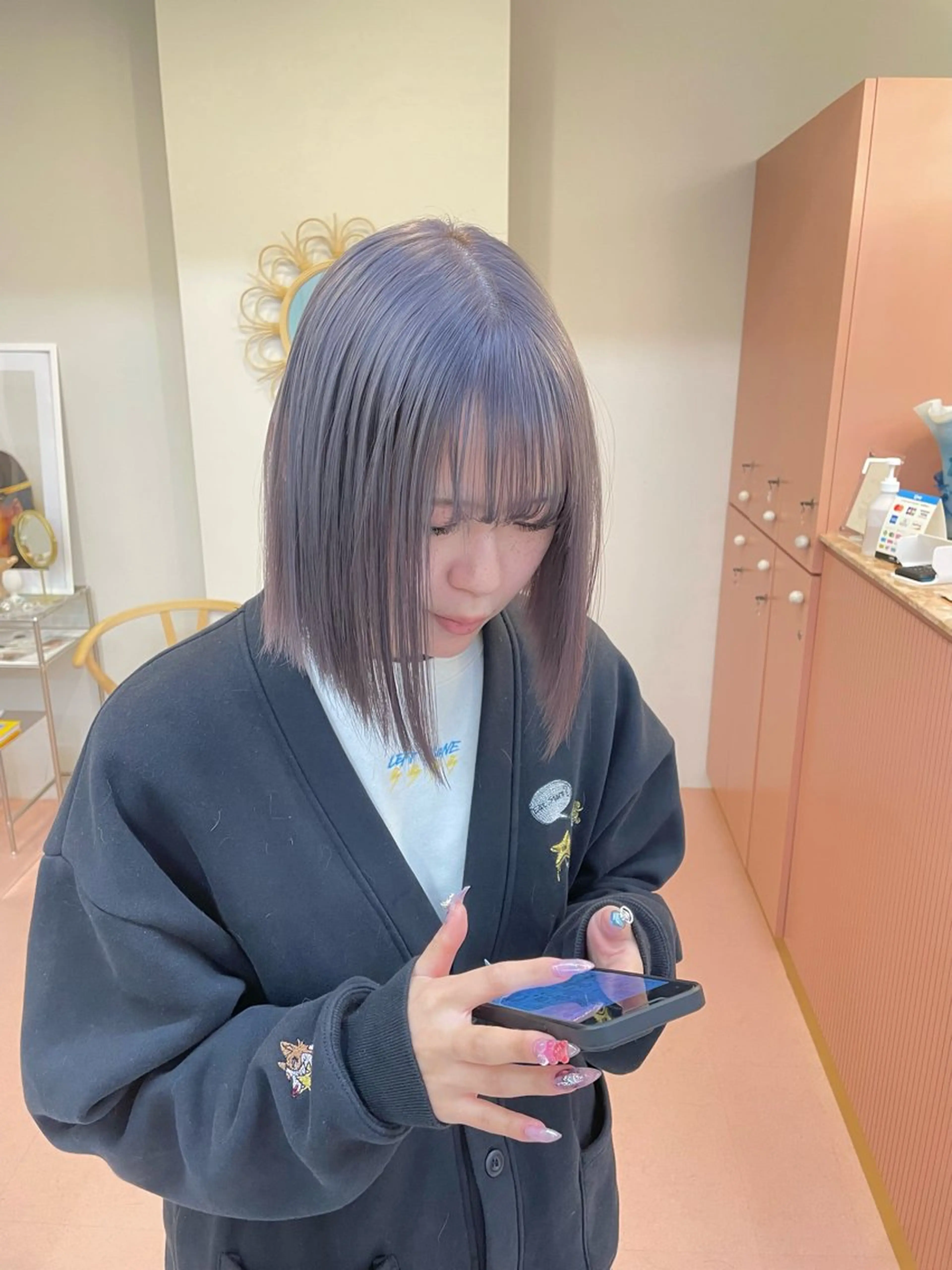 ミディアム カラー ハイトーン/レイヤー カット/harukaのヘアスタイル