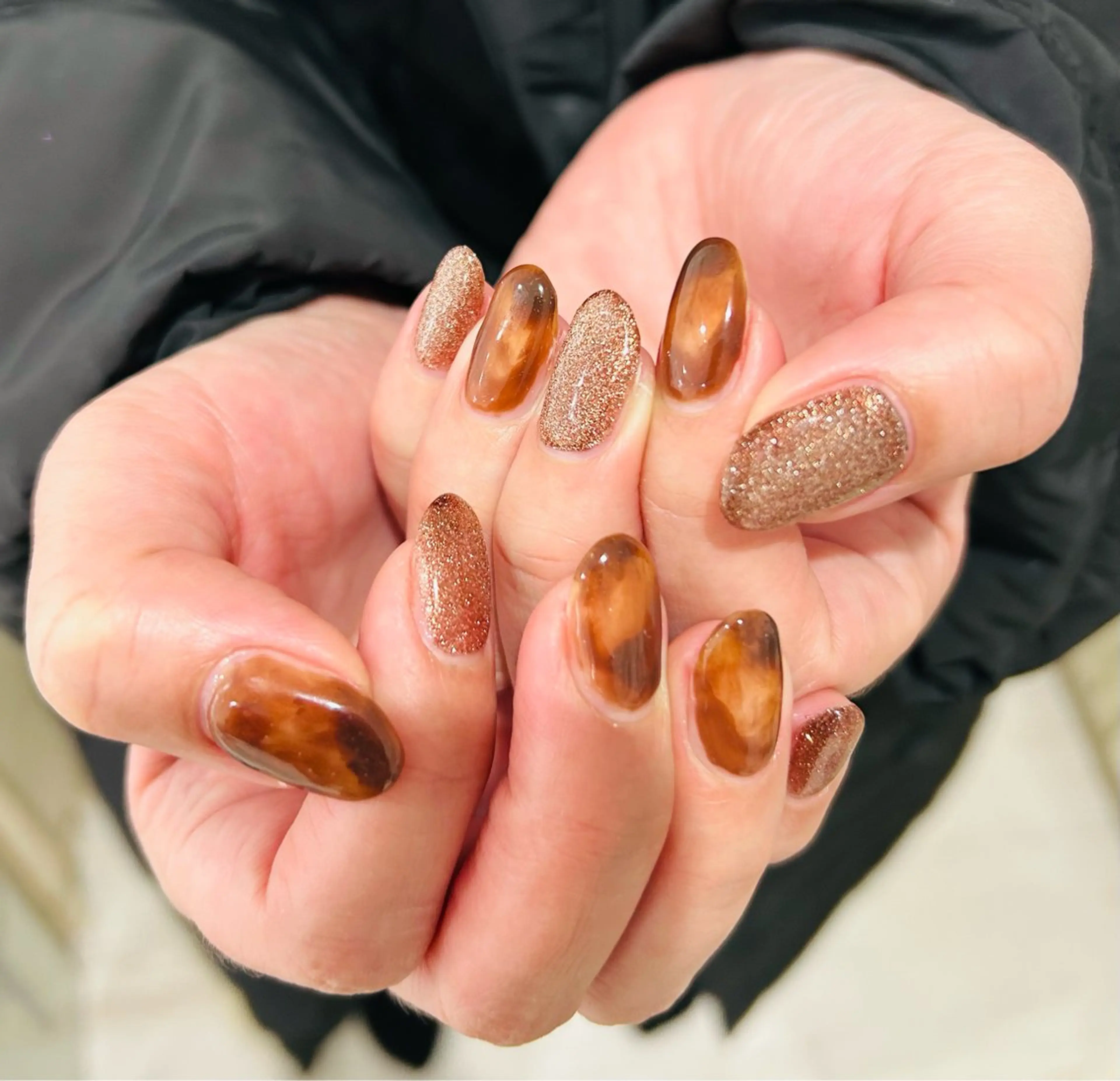 ネイル フラッシュネイル フットネイル フレンチネイル ラメ(グリッター) ラメグラデーション Ｈ3（エイチスリー）所属・H3 hitoのネイルデザイン