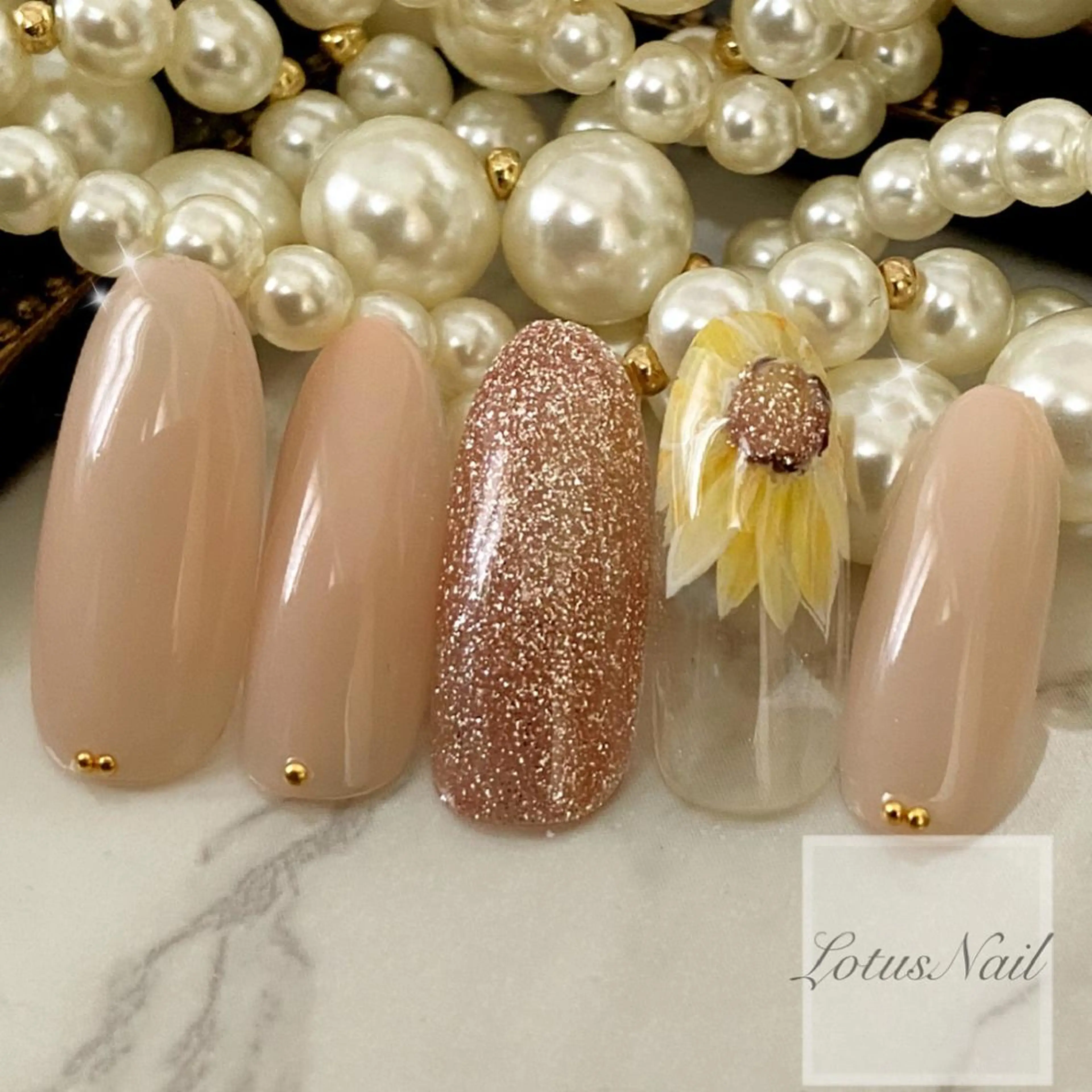 ネイル 夏ネイル Lotus Nailのネイルデザイン