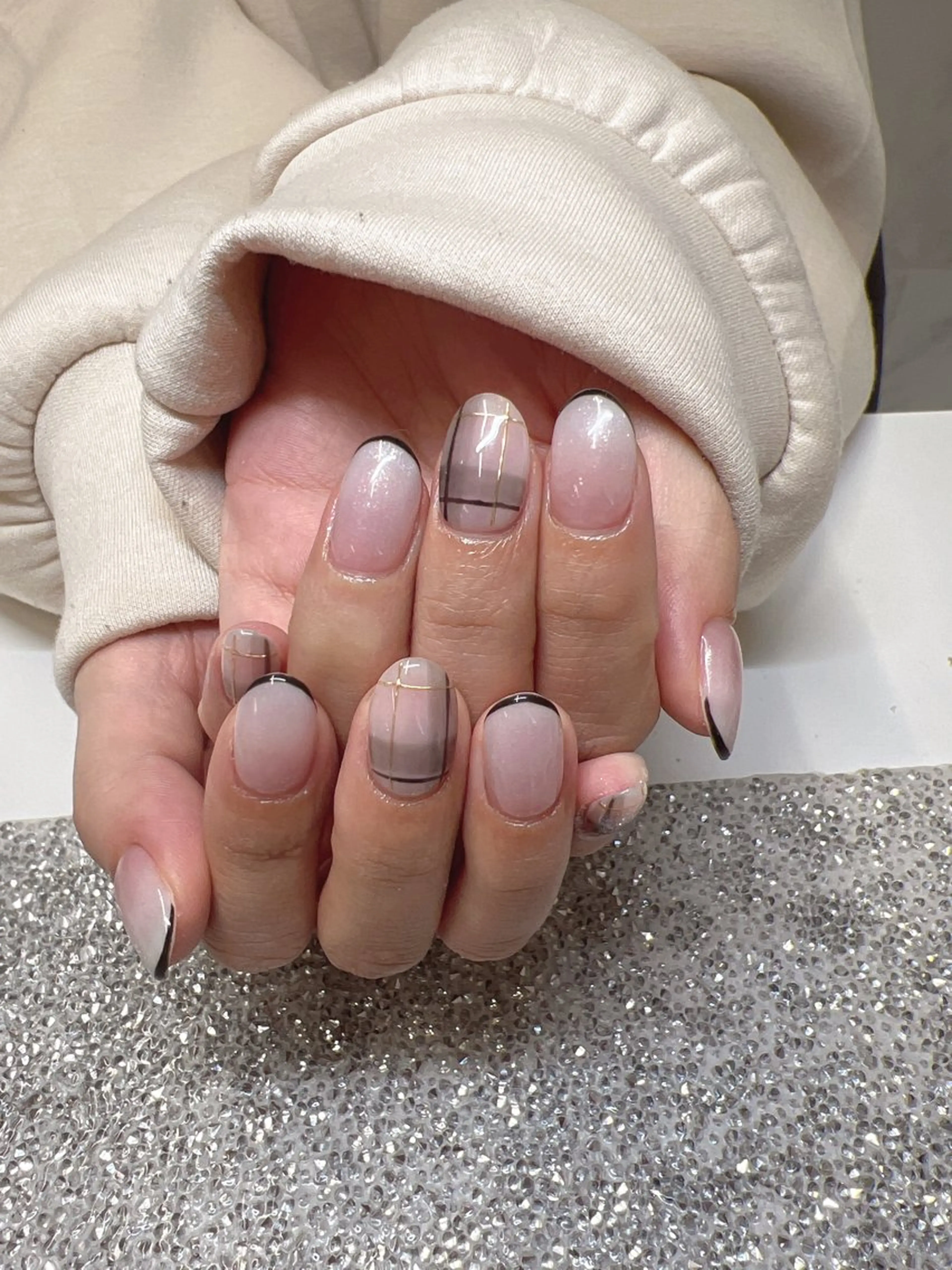 ネイル Guarendo錦糸町店所属・ガレンドウ 白澤 愛子のネイルデザイン