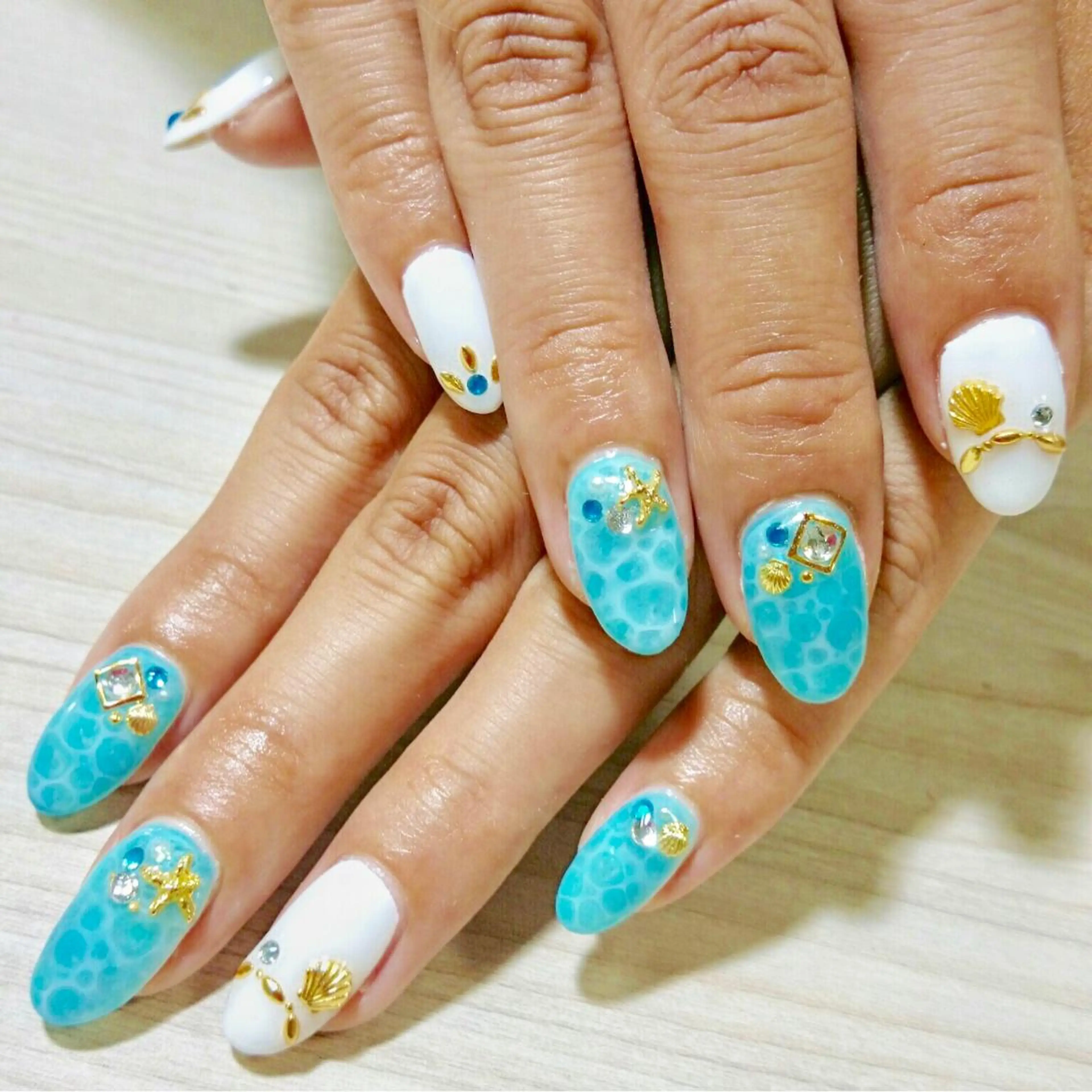 ネイル アートネイル 安藤 Charlotteのネイルデザイン