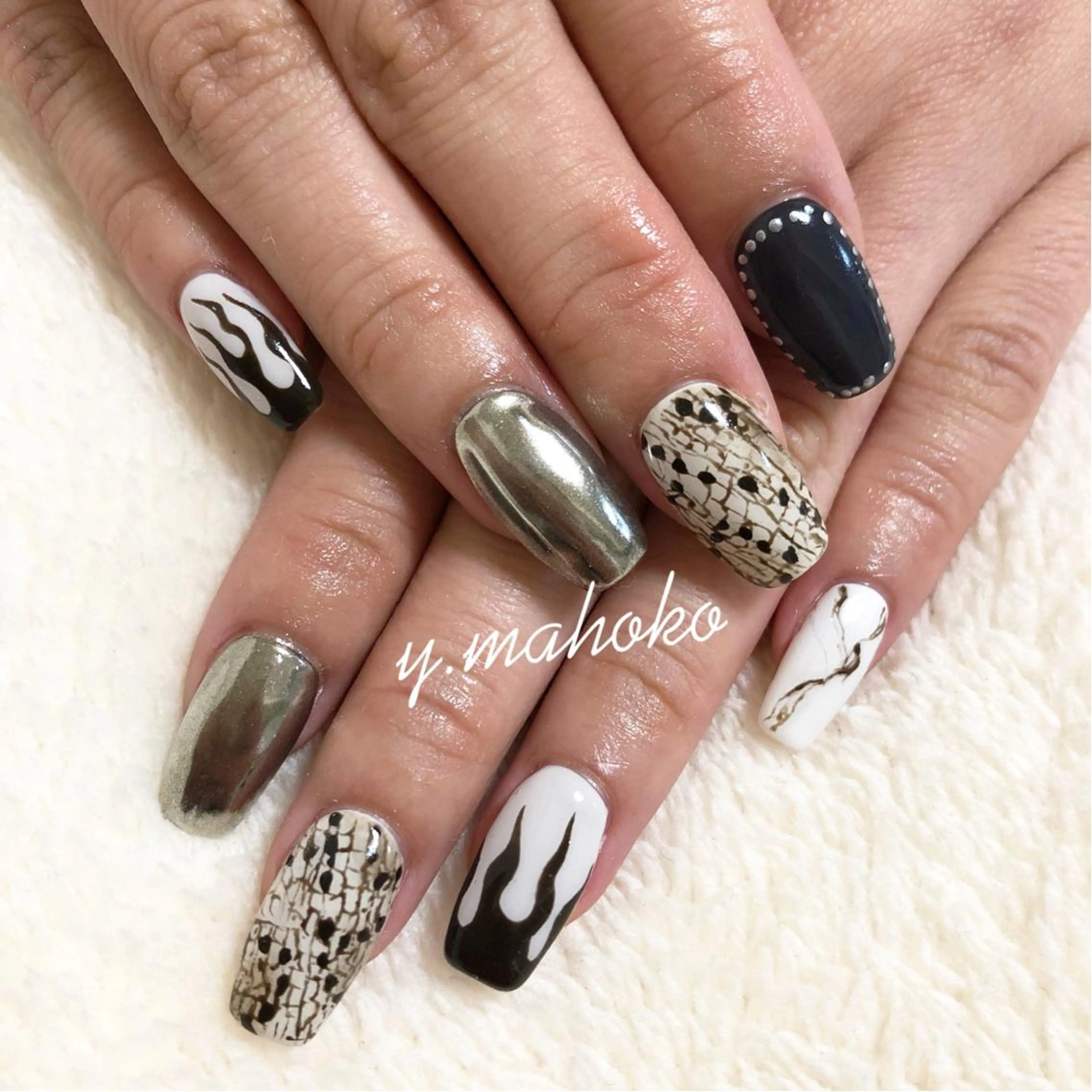 ネイル ハンドネイル She nail studio 原宿所属・パラジェル有/ スカルプ/mahoのネイルデザイン