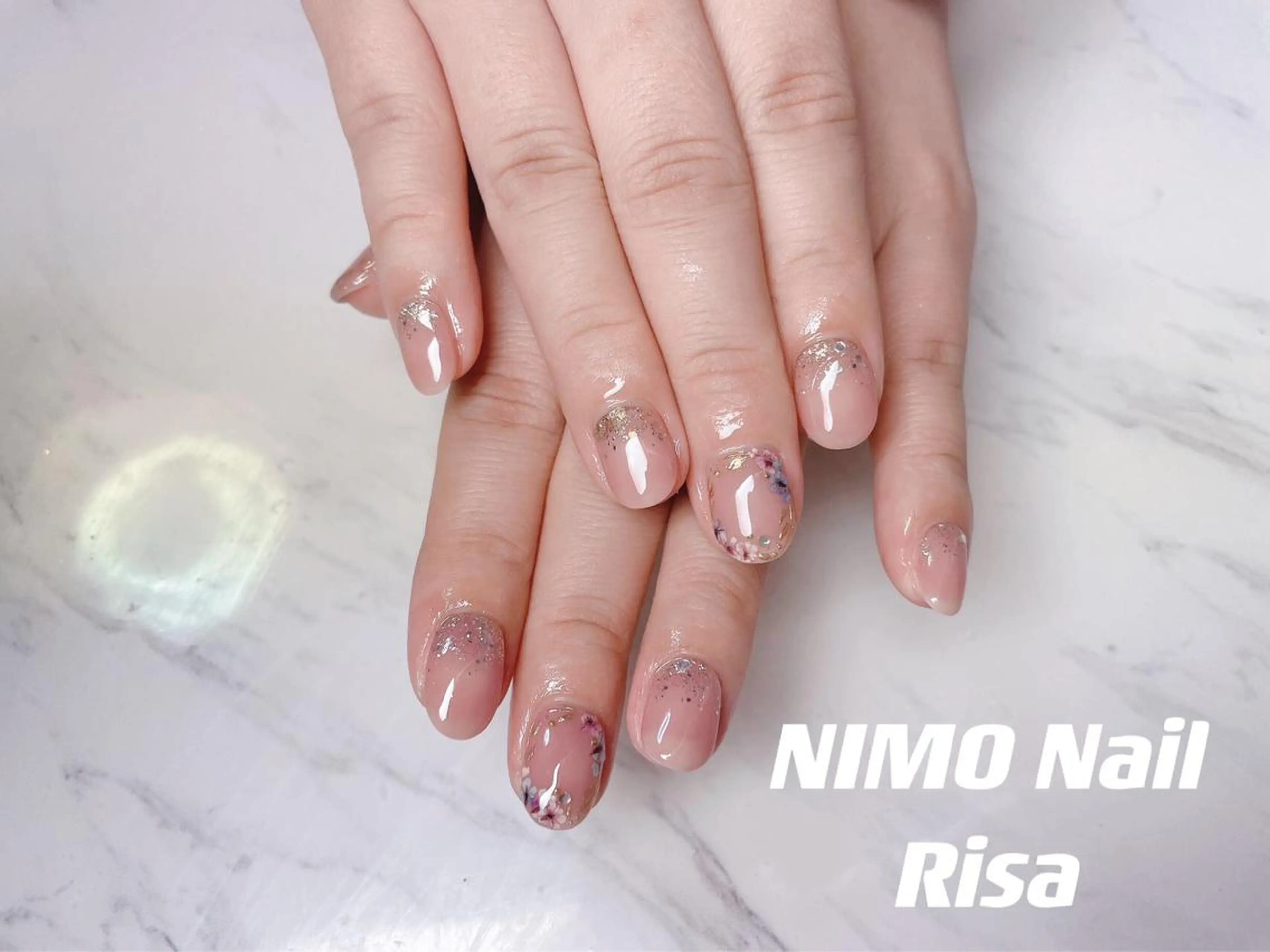 ネイル ハンドネイル RI SA☀️ リサのネイルデザイン