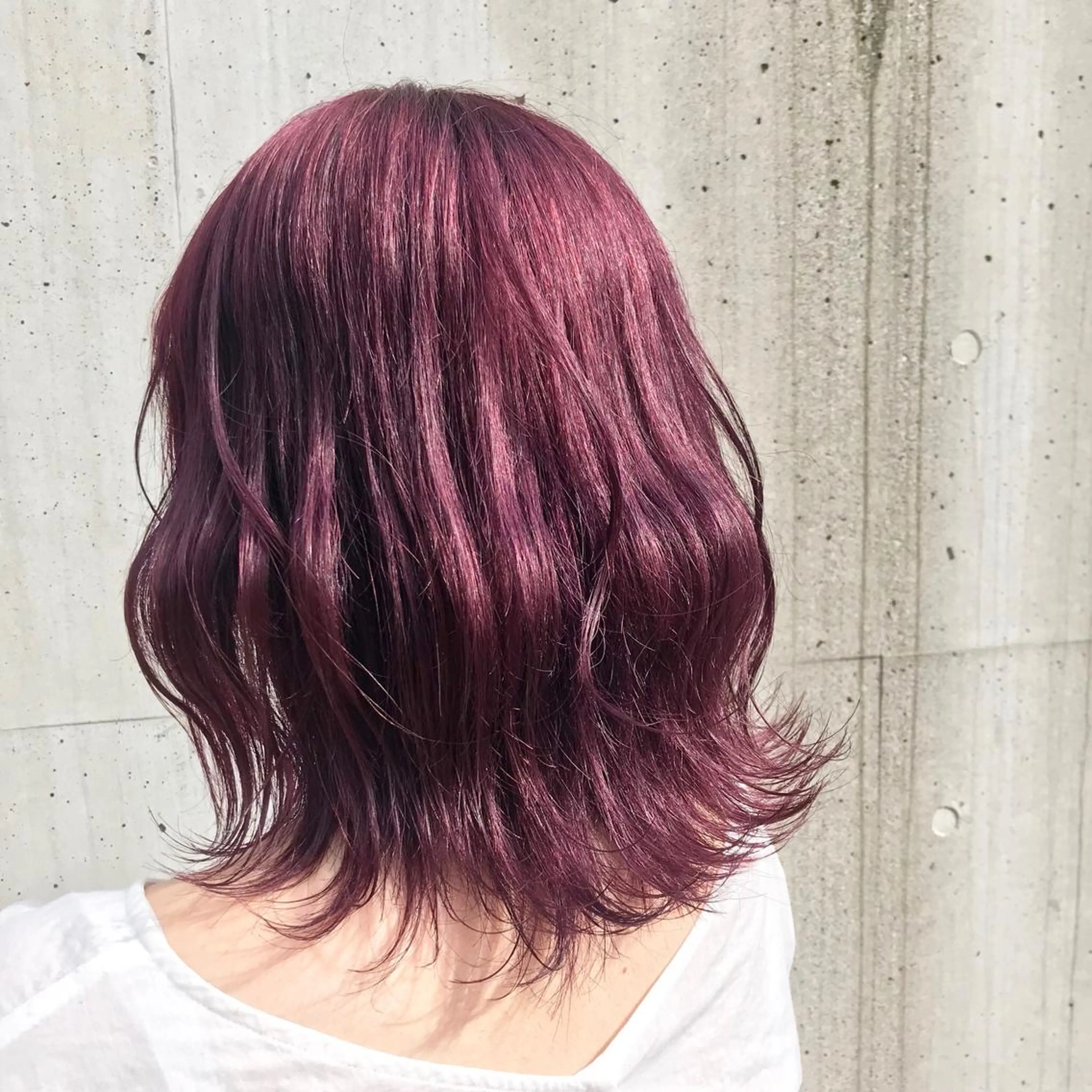 ミディアム カラー カシス 美髪矯正/ハイトーン 🪸🩰ヒナコのヘアスタイル