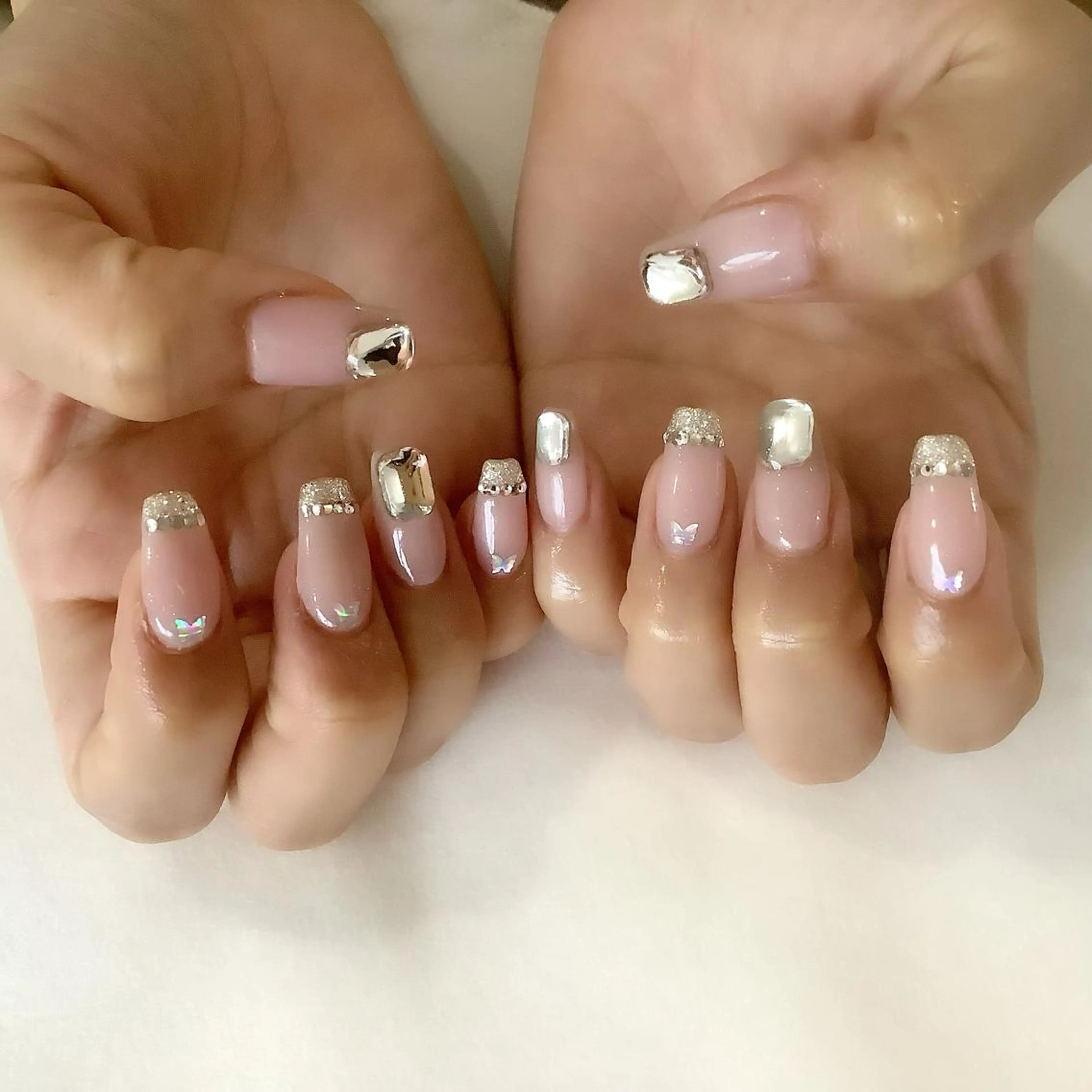 ネイル ハンドネイル 💎🐰 saki. m 🐰💎のネイルデザイン