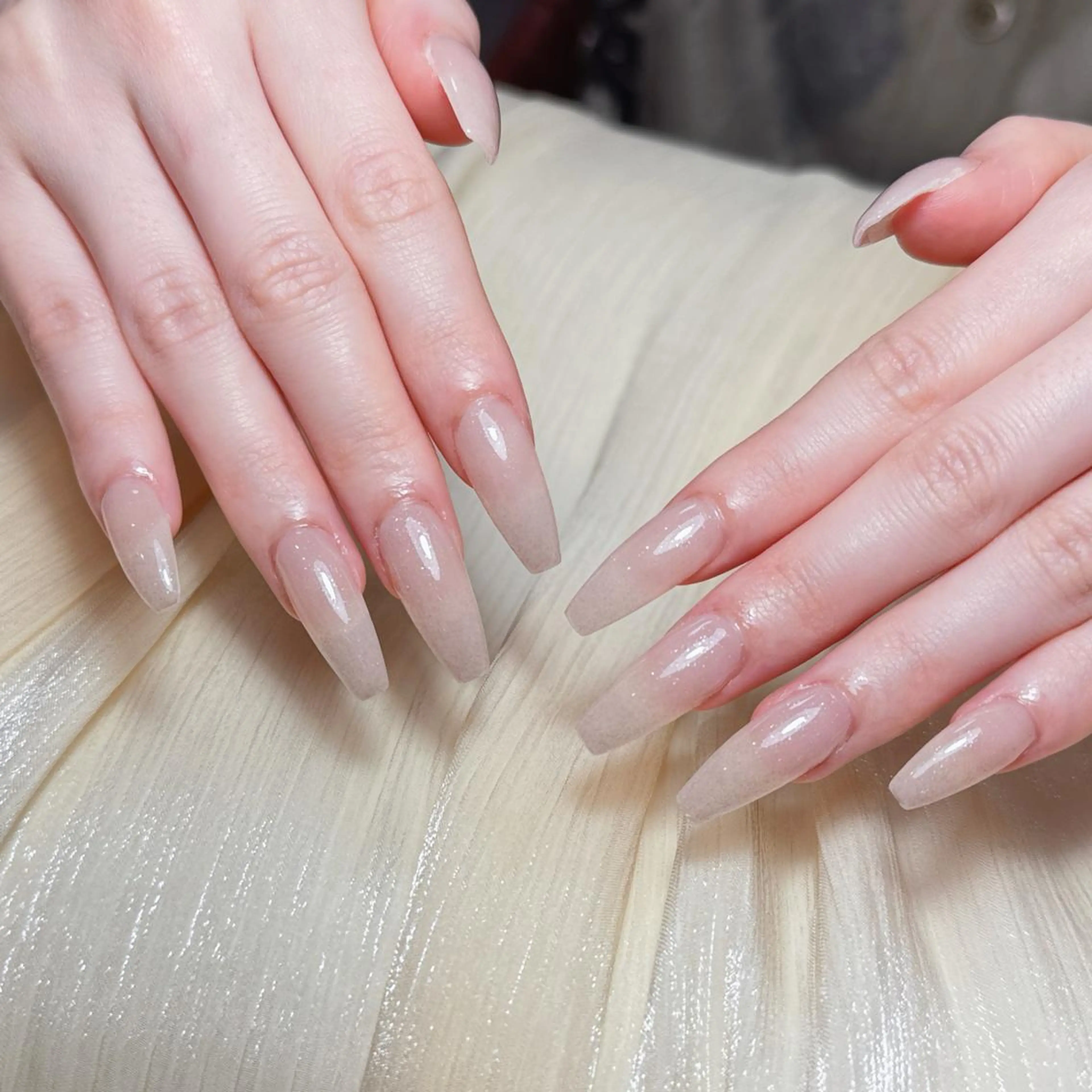 ネイル アートネイル オーロラネイル ガーリー キラキラネイル 韓国ネイル ハンドネイル DIAMOND Nail☁️のネイルデザイン