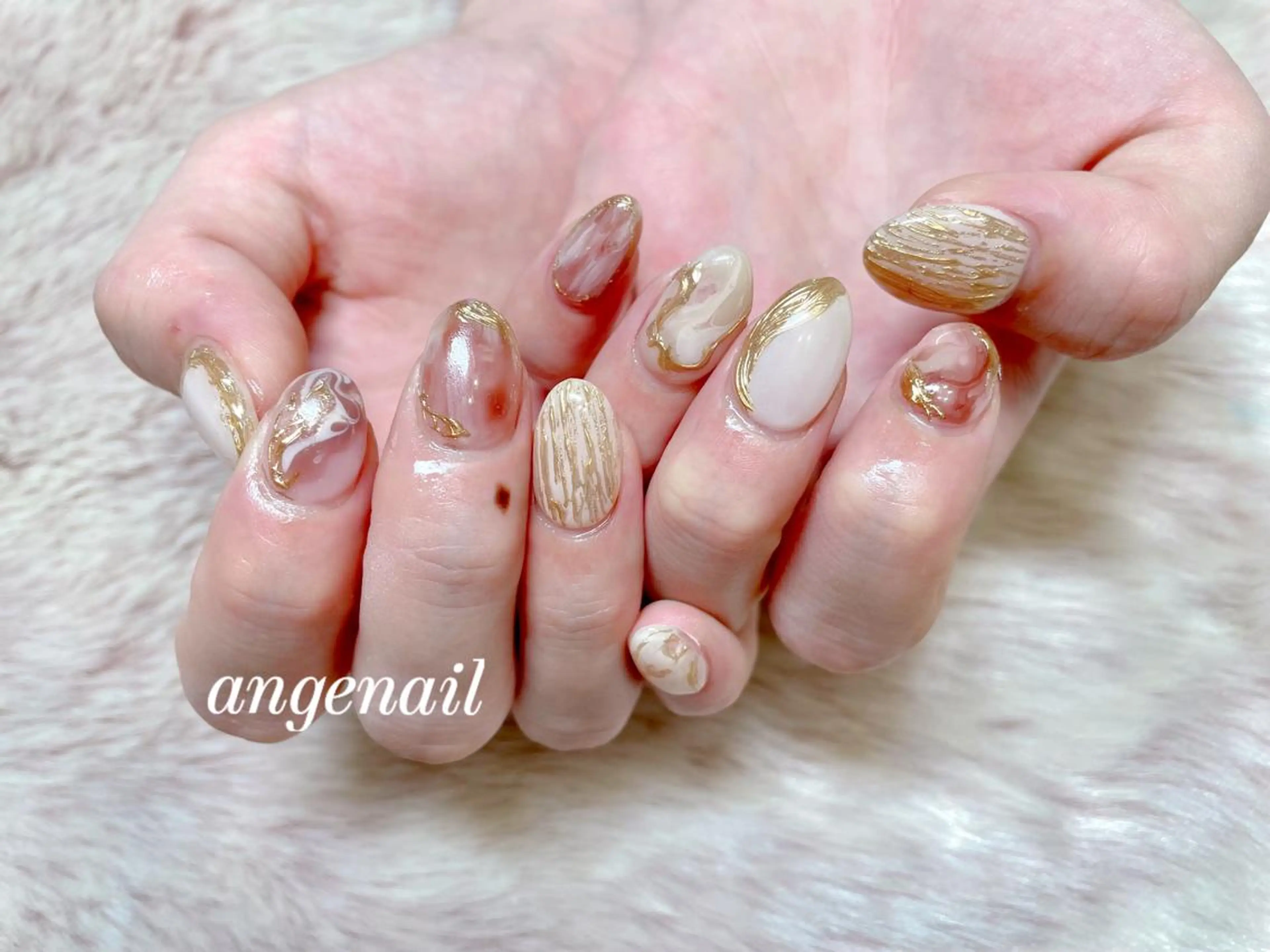 ネイル ハンドネイル オーナーネイリスト MAKIのネイルデザイン