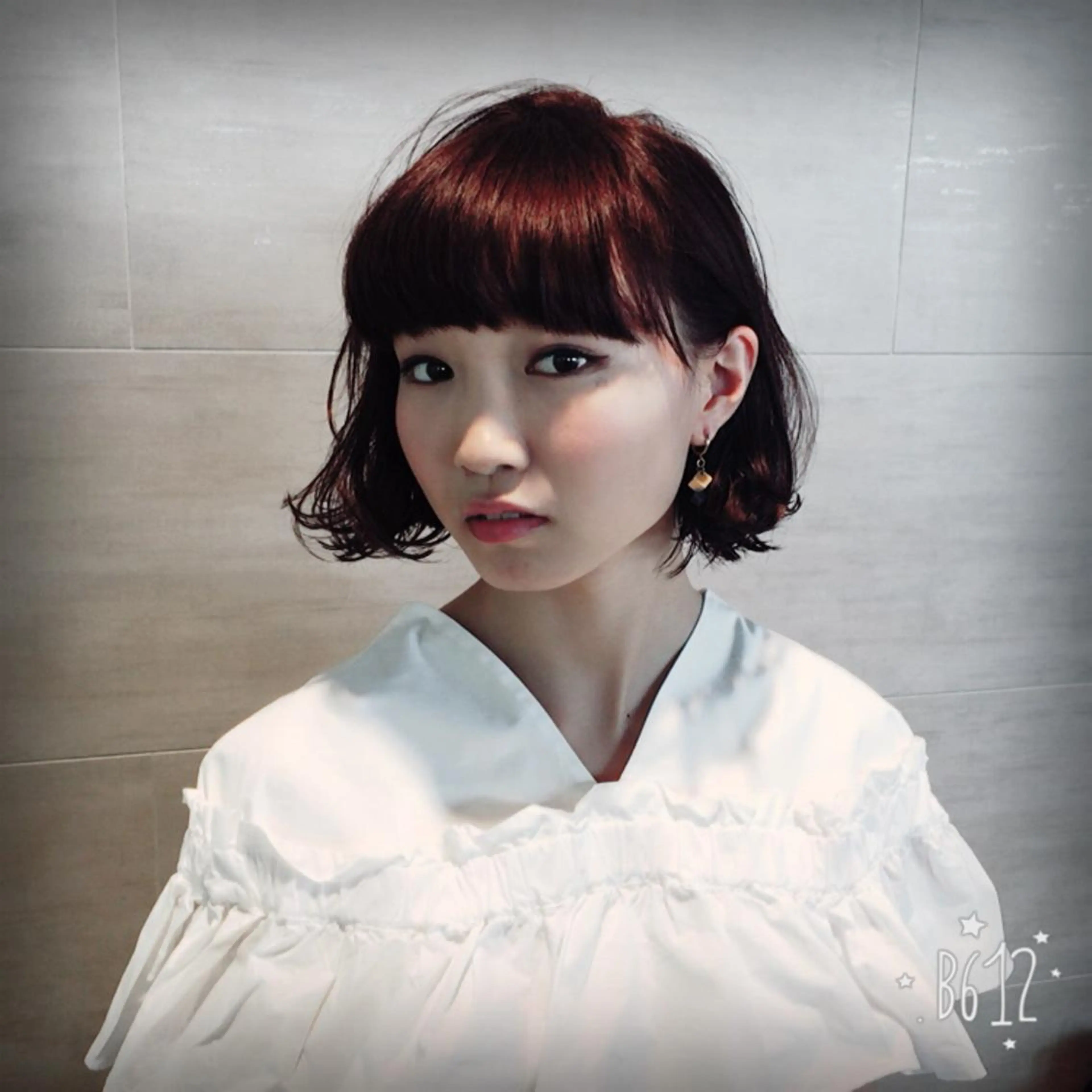 ショート カラー 奥野 紗弓のヘアスタイル