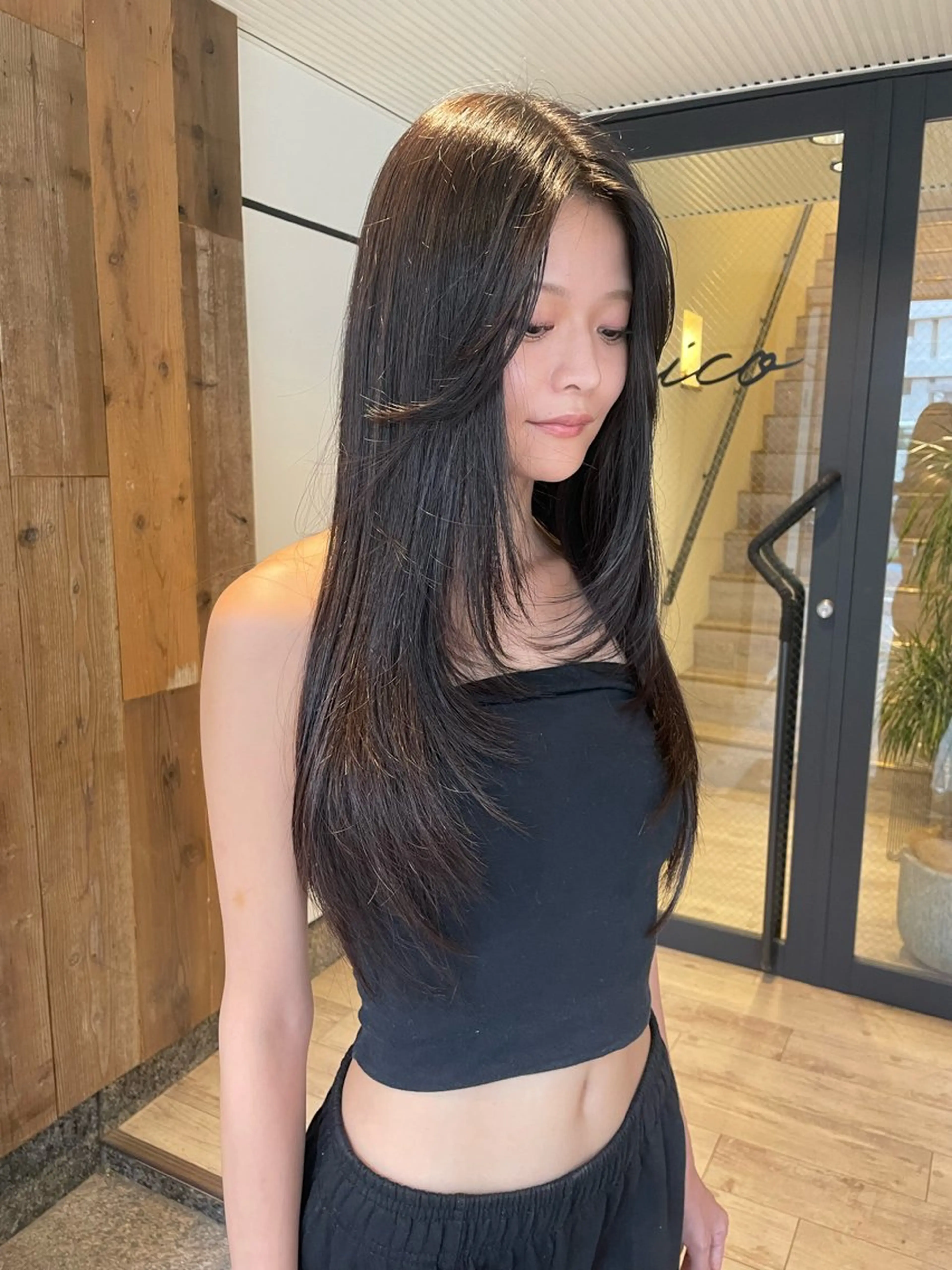 ロング カラー レイヤーカット カット トリートメント 渋谷 留菜のヘアスタイル