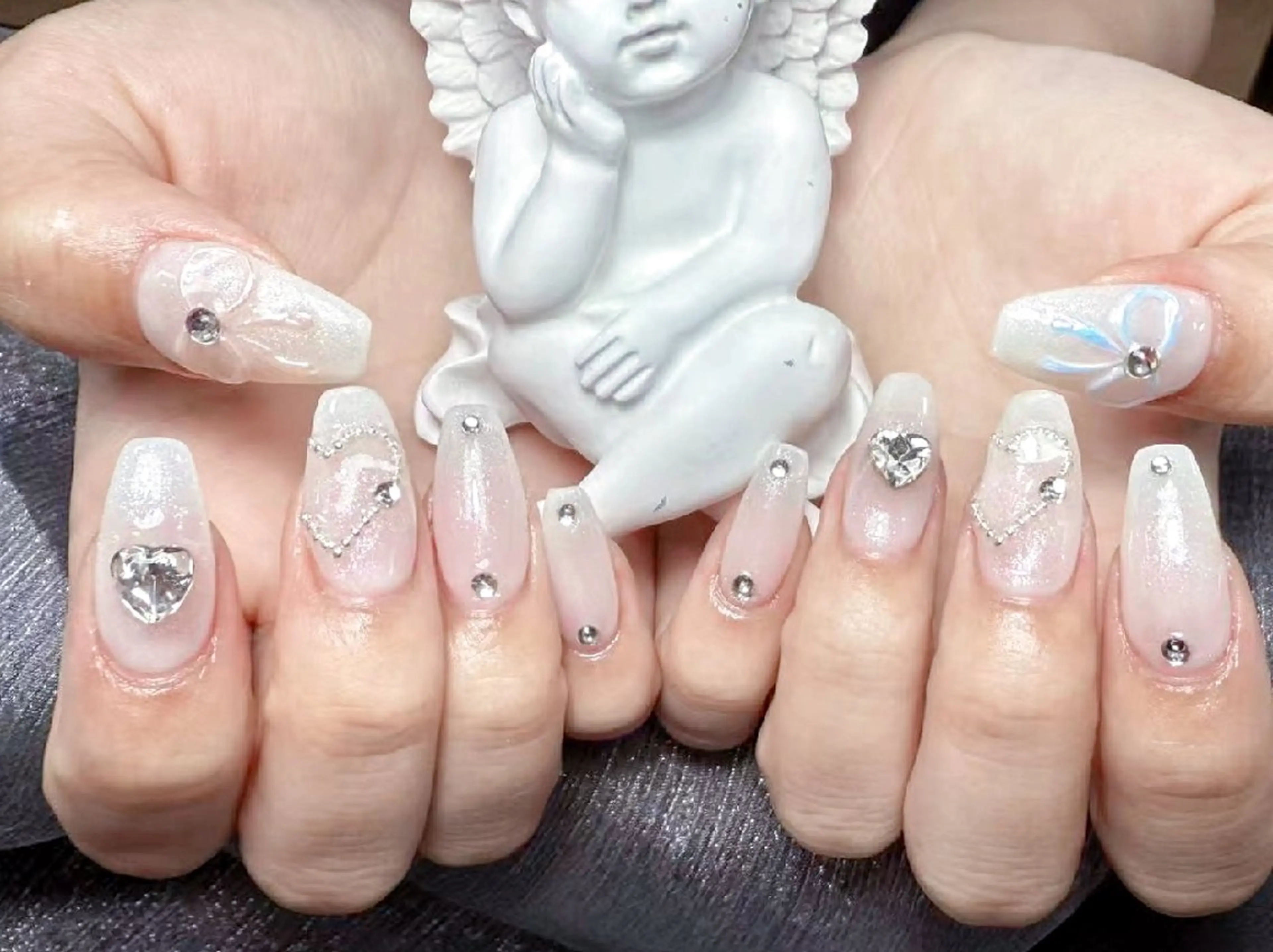 ネイル 長さ出し フレンチネイル グラデーション マグネットネイル マグネットフレンチ ハンドネイル ハンドケア るか 池袋のネイルデザイン