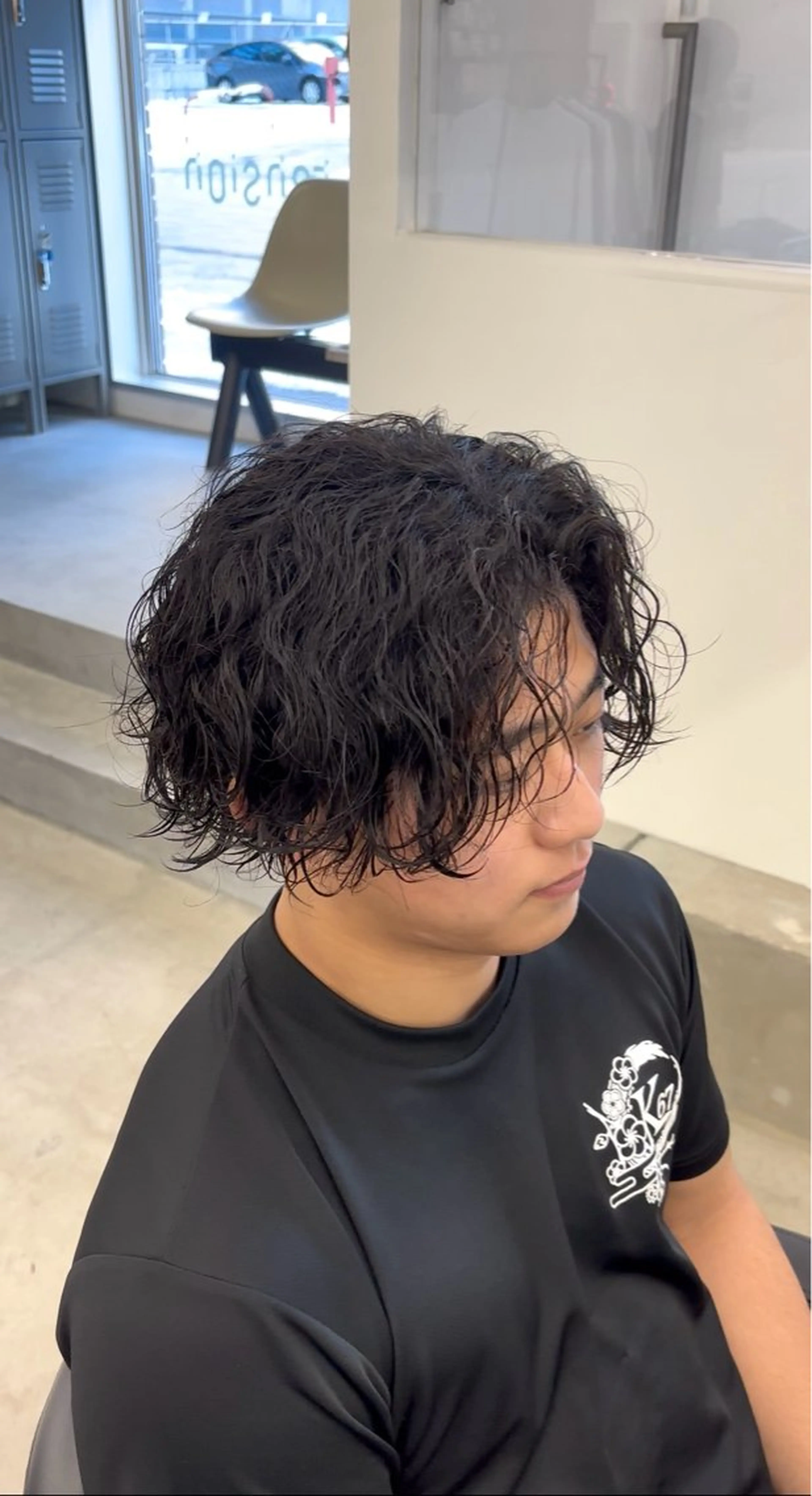 ショート パーマ メンズ メンズパーマ 波巻きパーマ カット パーマ なりたひろと / メンズパーマのヘアスタイル
