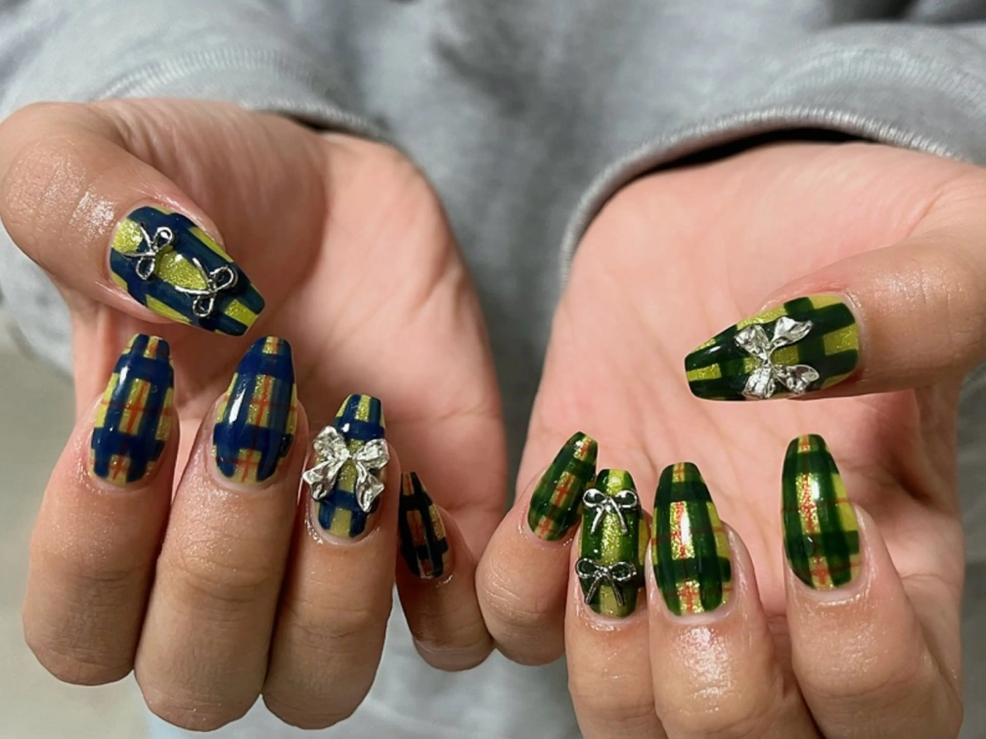 ネイル ハンドネイル Protea きぬがわ らむのネイルデザイン