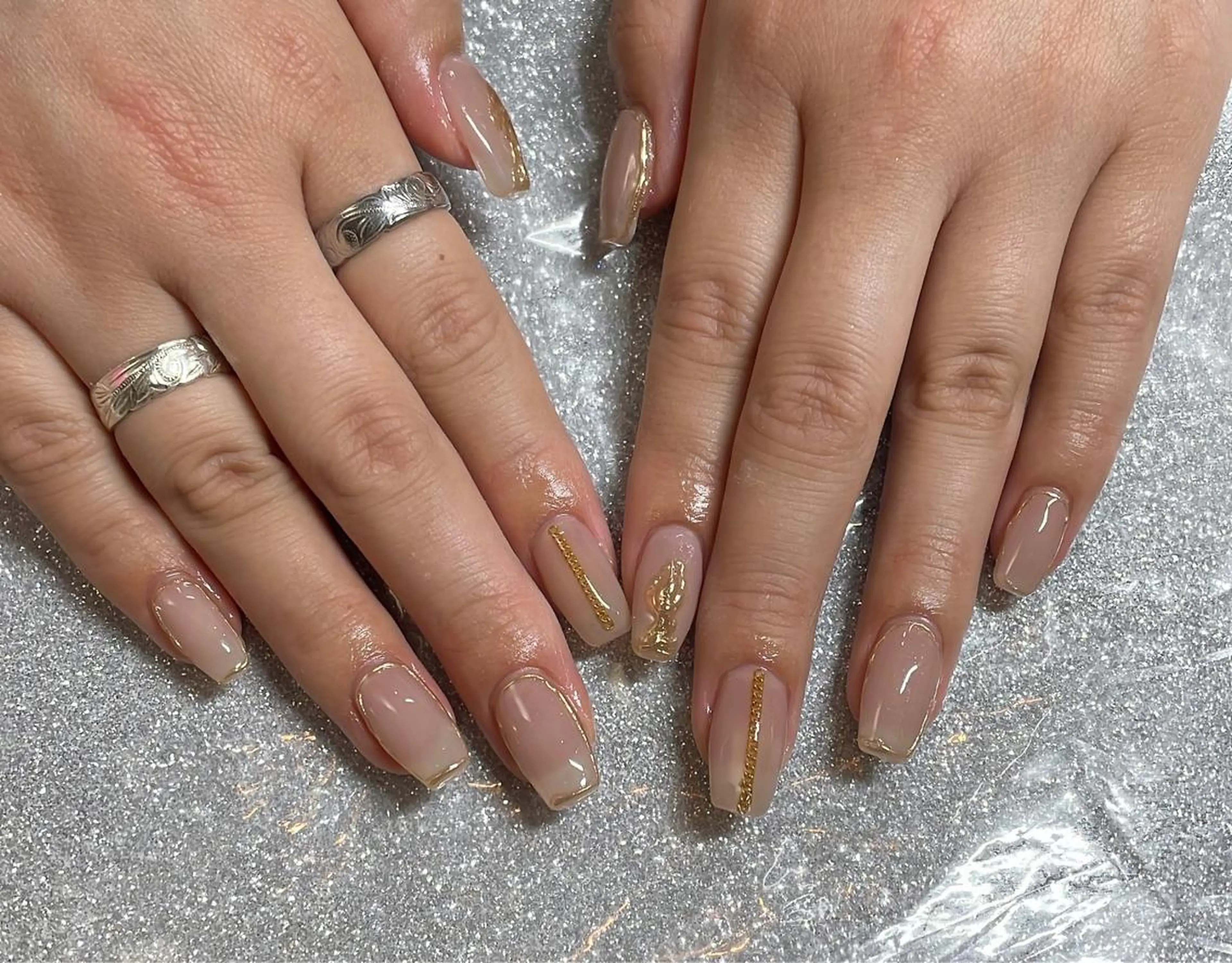 ネイル ハンドネイル VIERU 🌈🎀💖のネイルデザイン