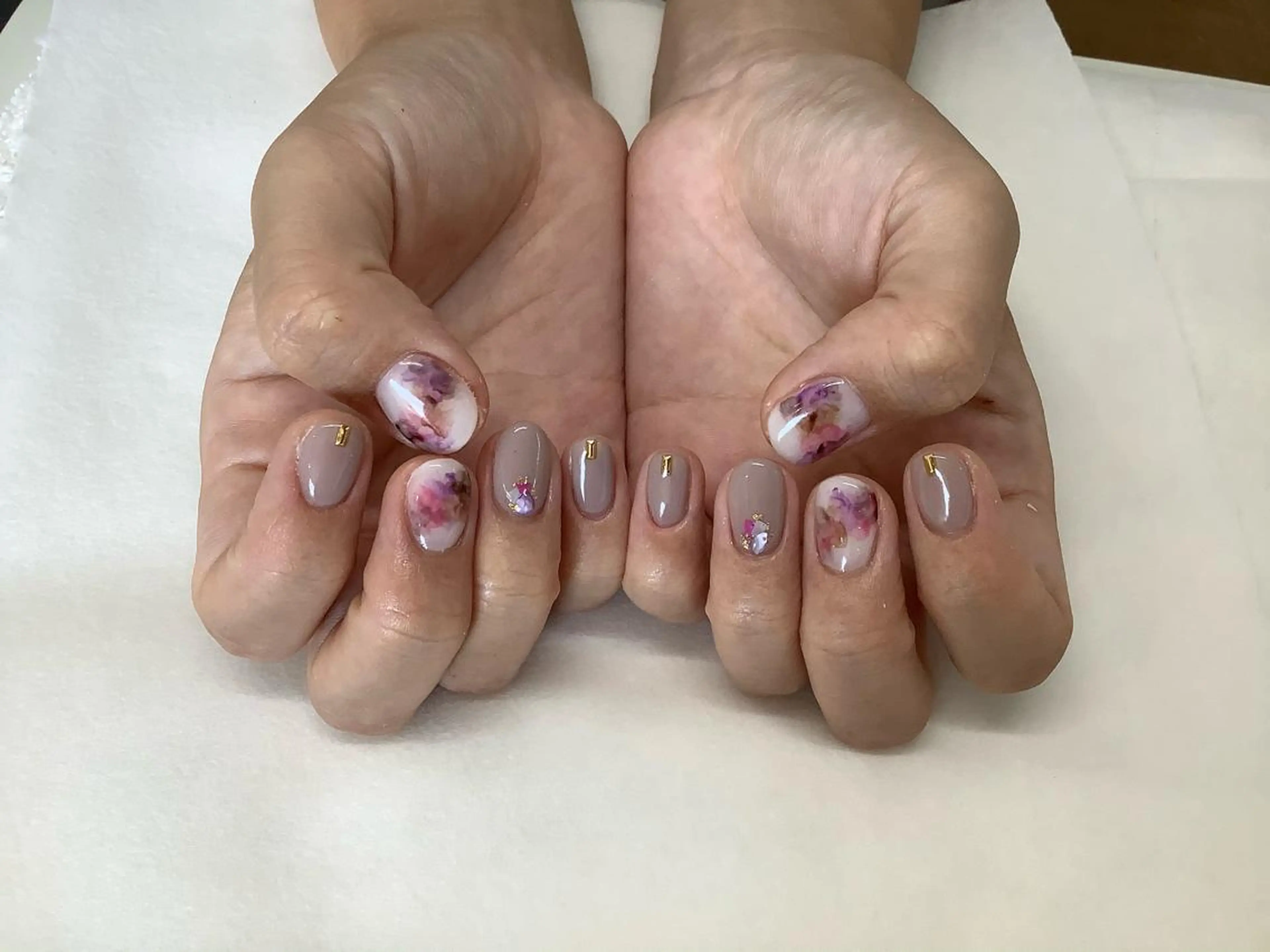 ネイル ハンドネイル 💎🐰 saki. m 🐰💎のネイルデザイン