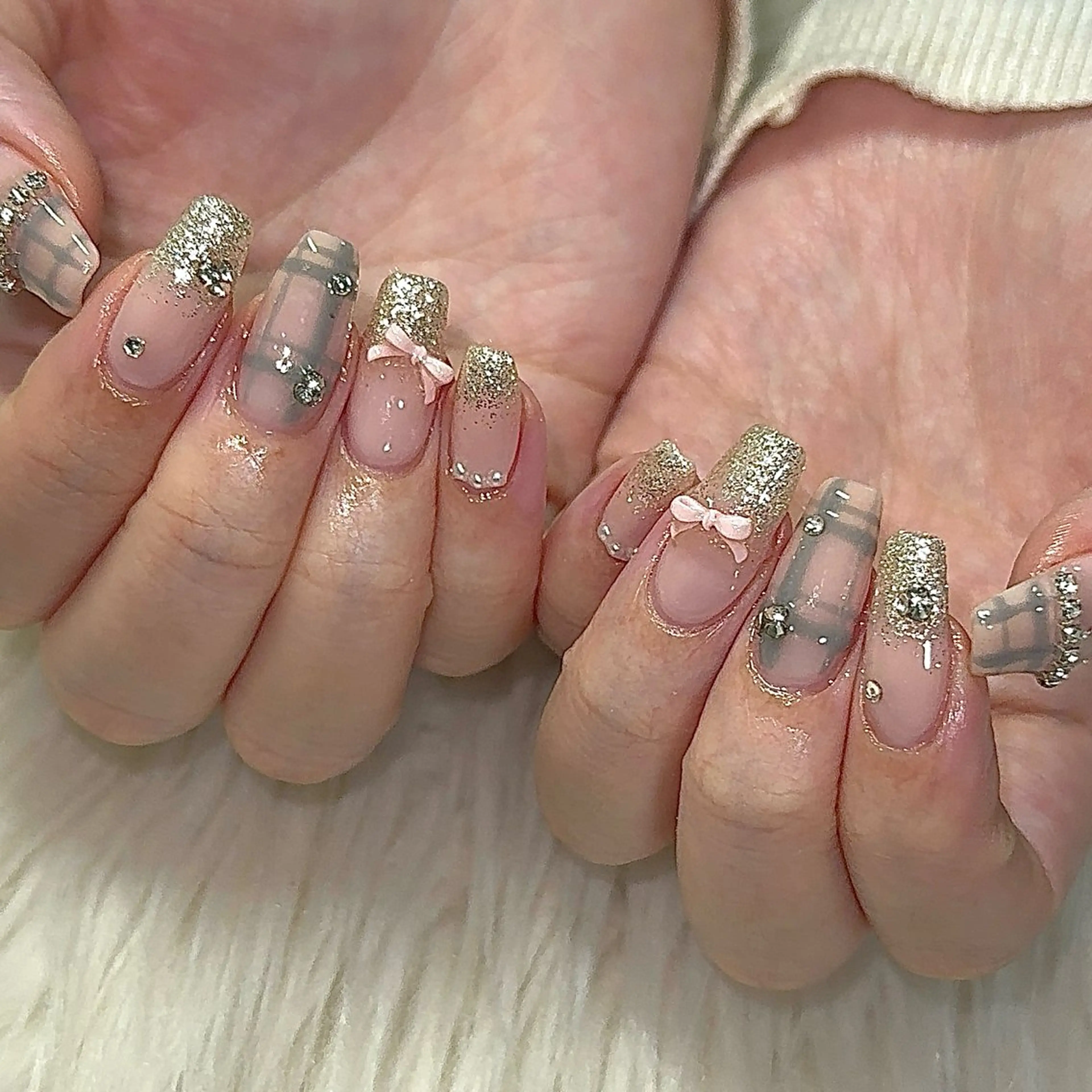 ネイル ハンドネイル 黒川 実祐のネイルデザイン