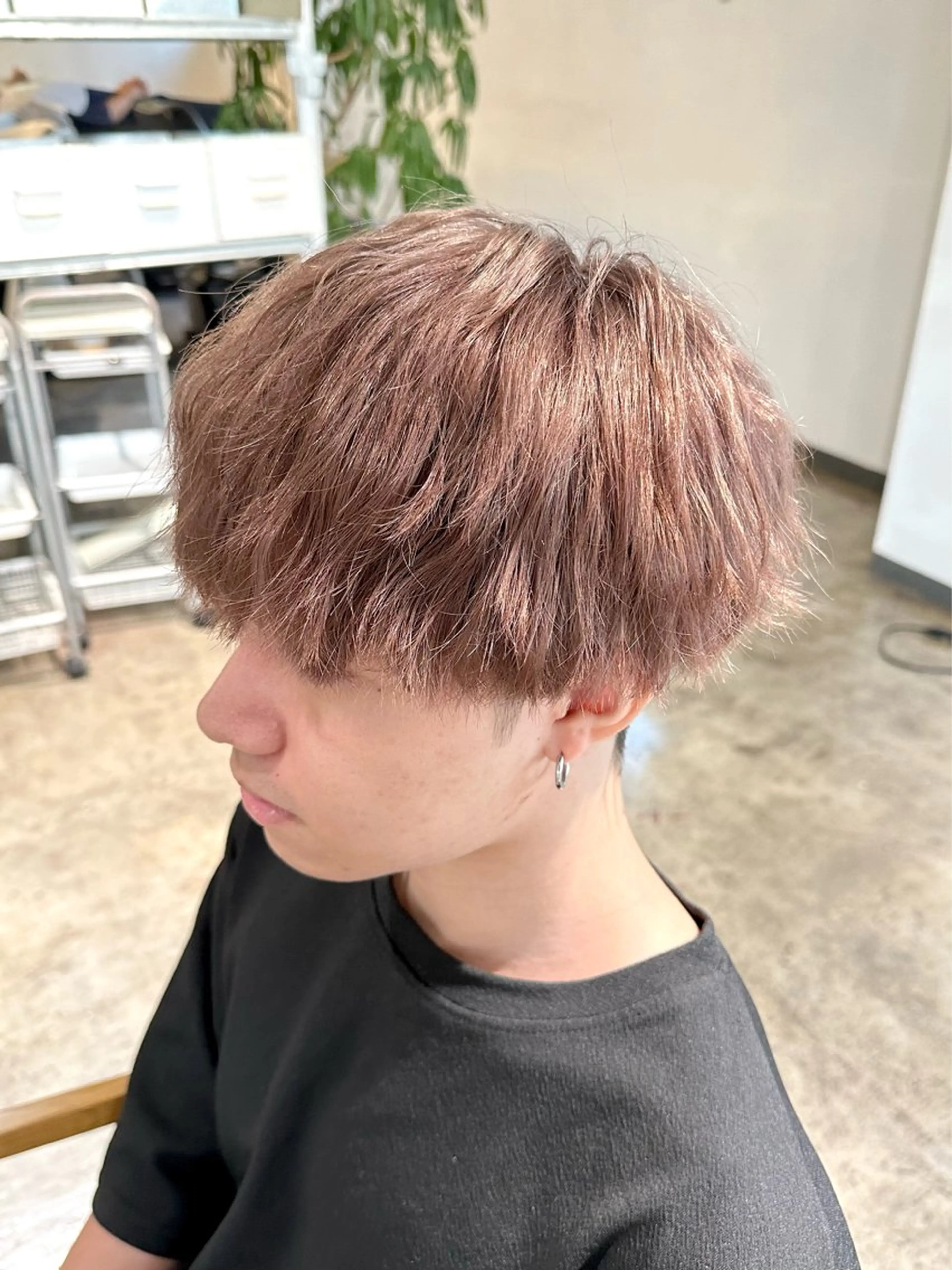 カラー メンズ メンズハイトーン マッシュ メンズパーマ ベージュカラー ハイトーンカラー カット ヘアカラー トリートメント 骨格補正施術/メンズ 専門美容師/YUYAのヘアスタイル