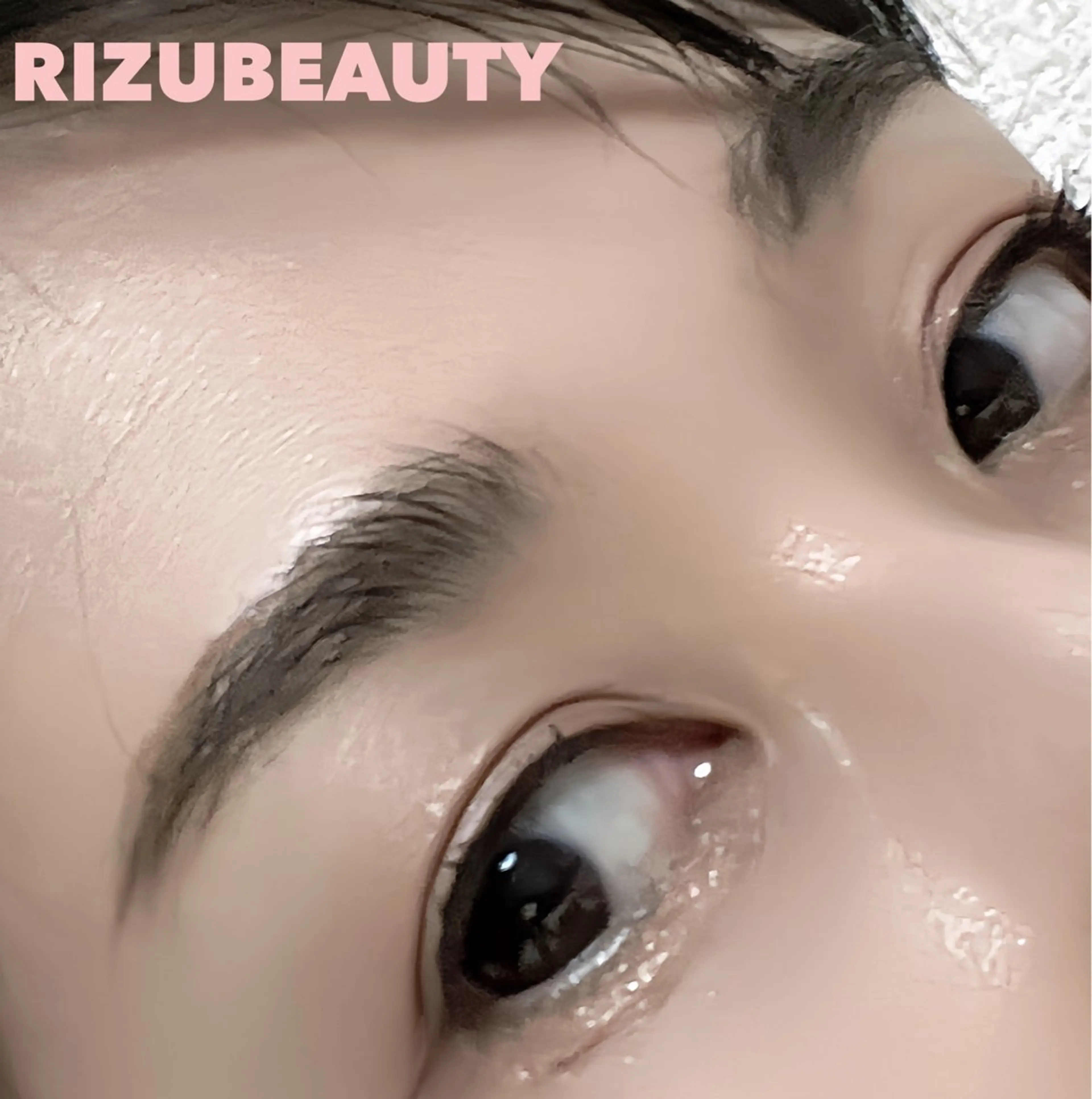 アイブロウ 眉毛ワックス脱毛 RIZU BEAUTY所属・RIZU BEAUTYの眉毛・アイブロウイメージ