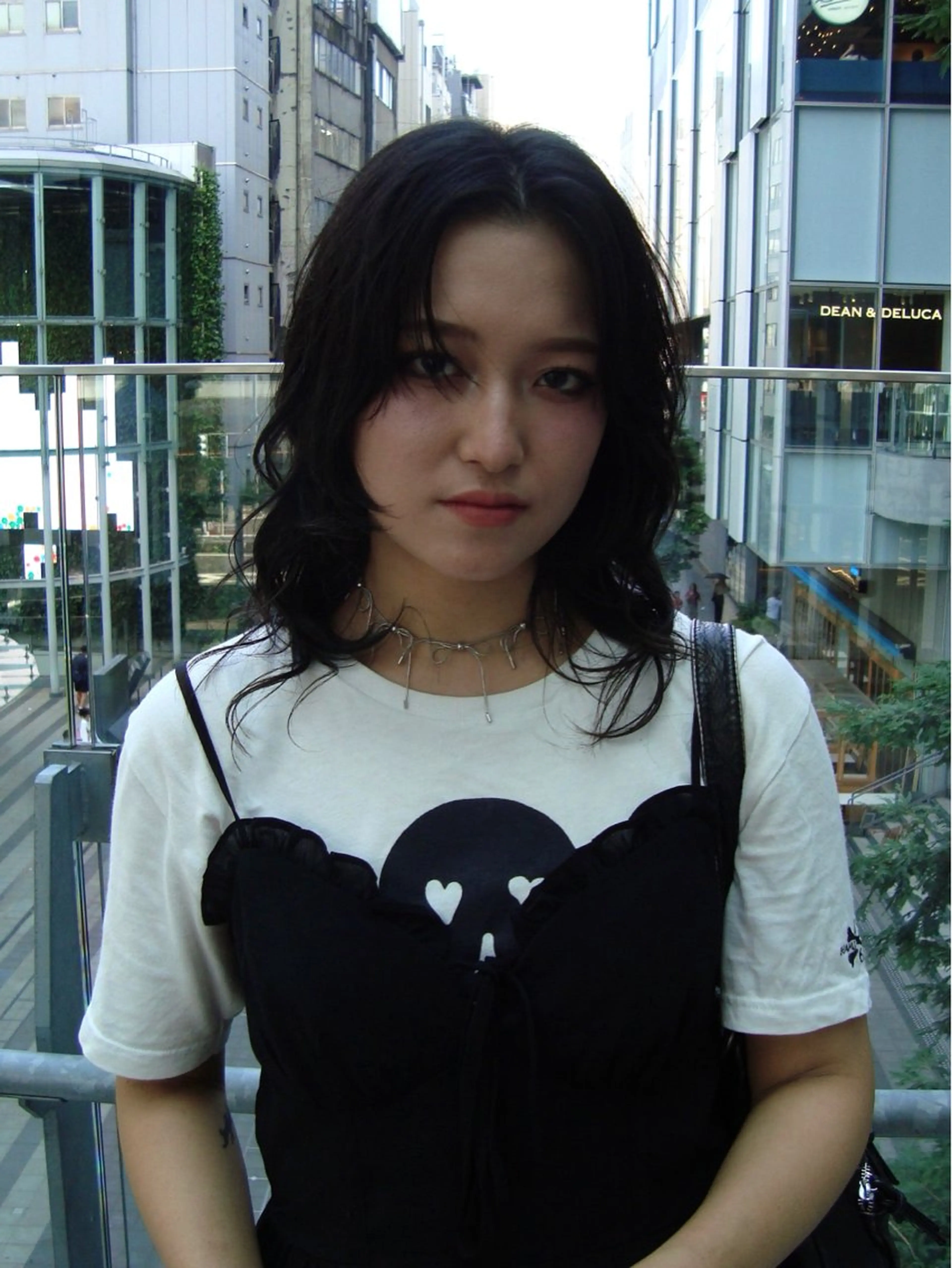 レディースカット+パーマ ショート〜セミロングの写真