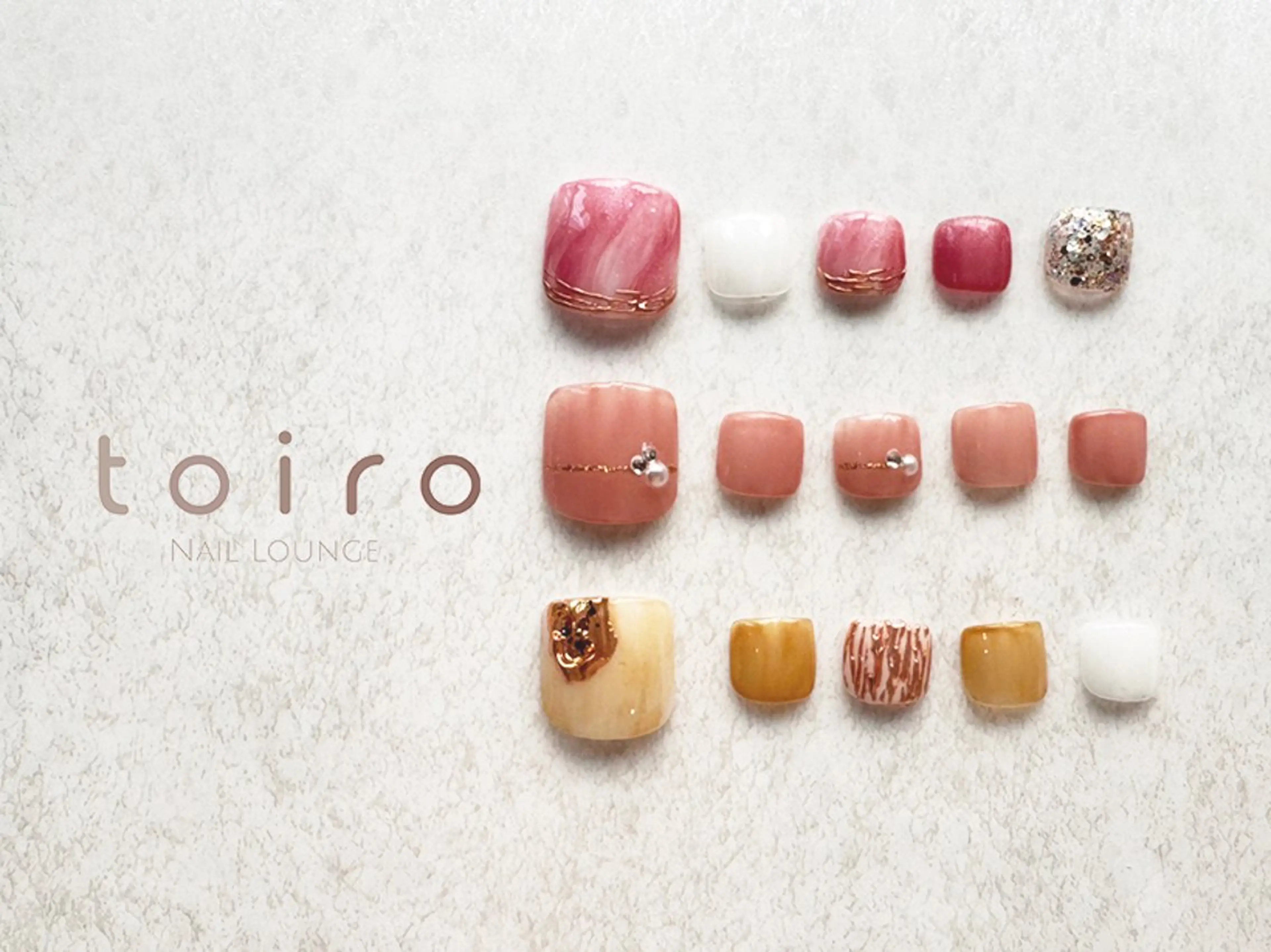 ショート toiro NAILLOUNGEのネイルデザイン