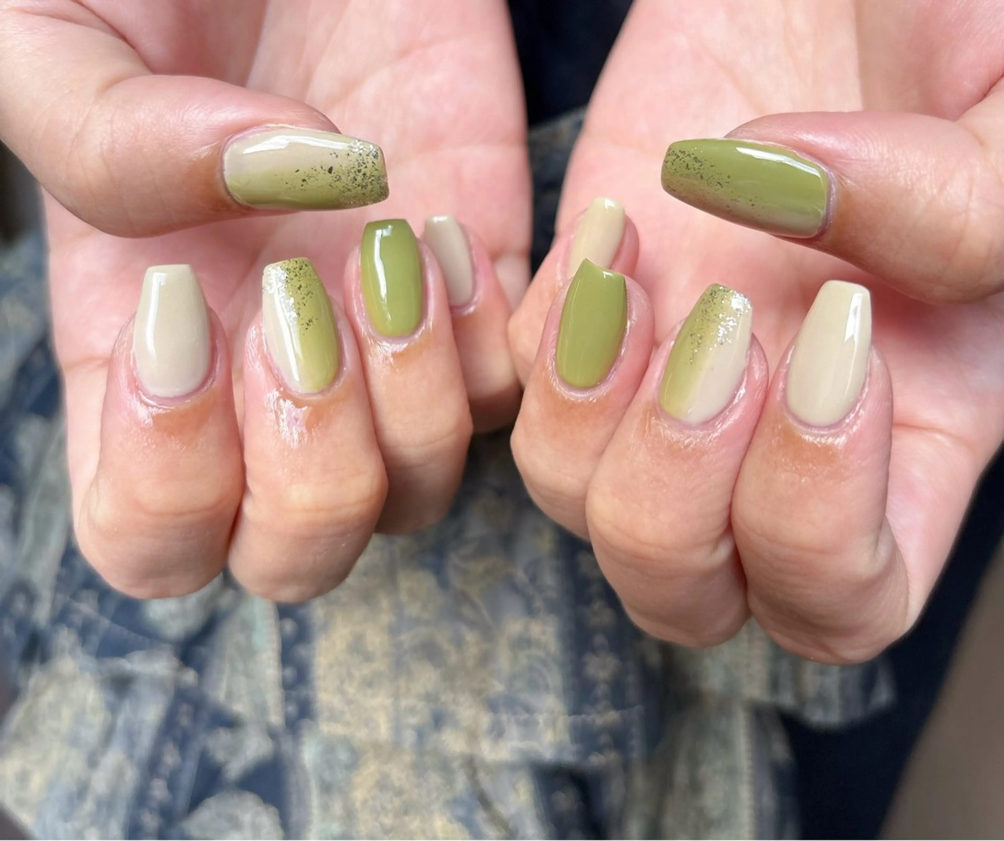 ネイル オーロラネイル フットネイル フレンチネイル ジェルネイル グラデーション ハンドネイル Mogu nail 二子玉川のネイルデザイン