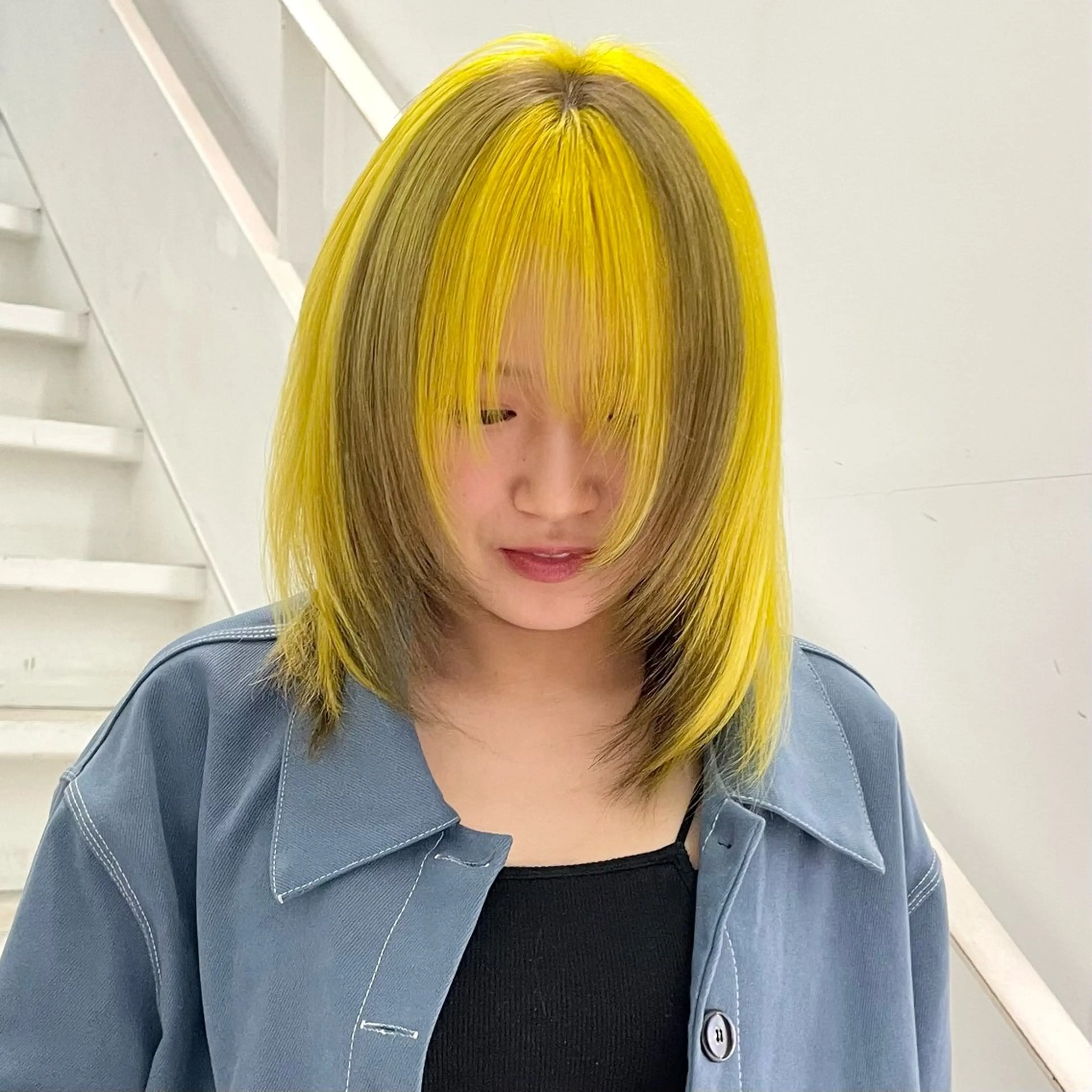 【秋限定かわいい、つくります‼️】インナーカラー/イヤリングカラーはこちら💁🏻‍♀️ブリーチありダブルカラーの写真