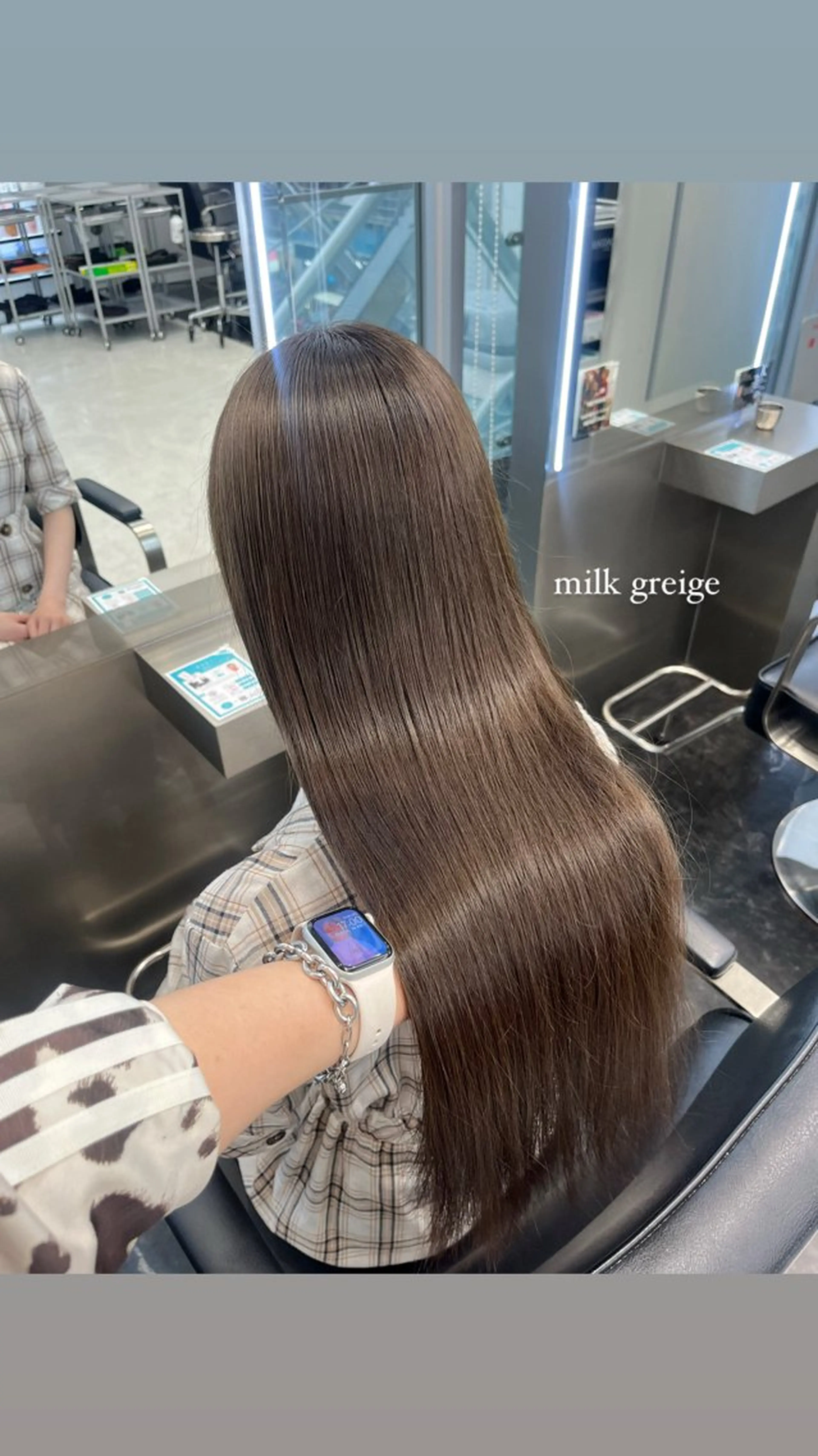 ロング カラー ヘアアレンジ ベージュカラー ブリーチ 透明感カラー ダブルカラー グレージュ カット ヘアカラー トリートメント ヘアセット ハイトーン/透明感 髪質改善/rinaのヘアスタイル