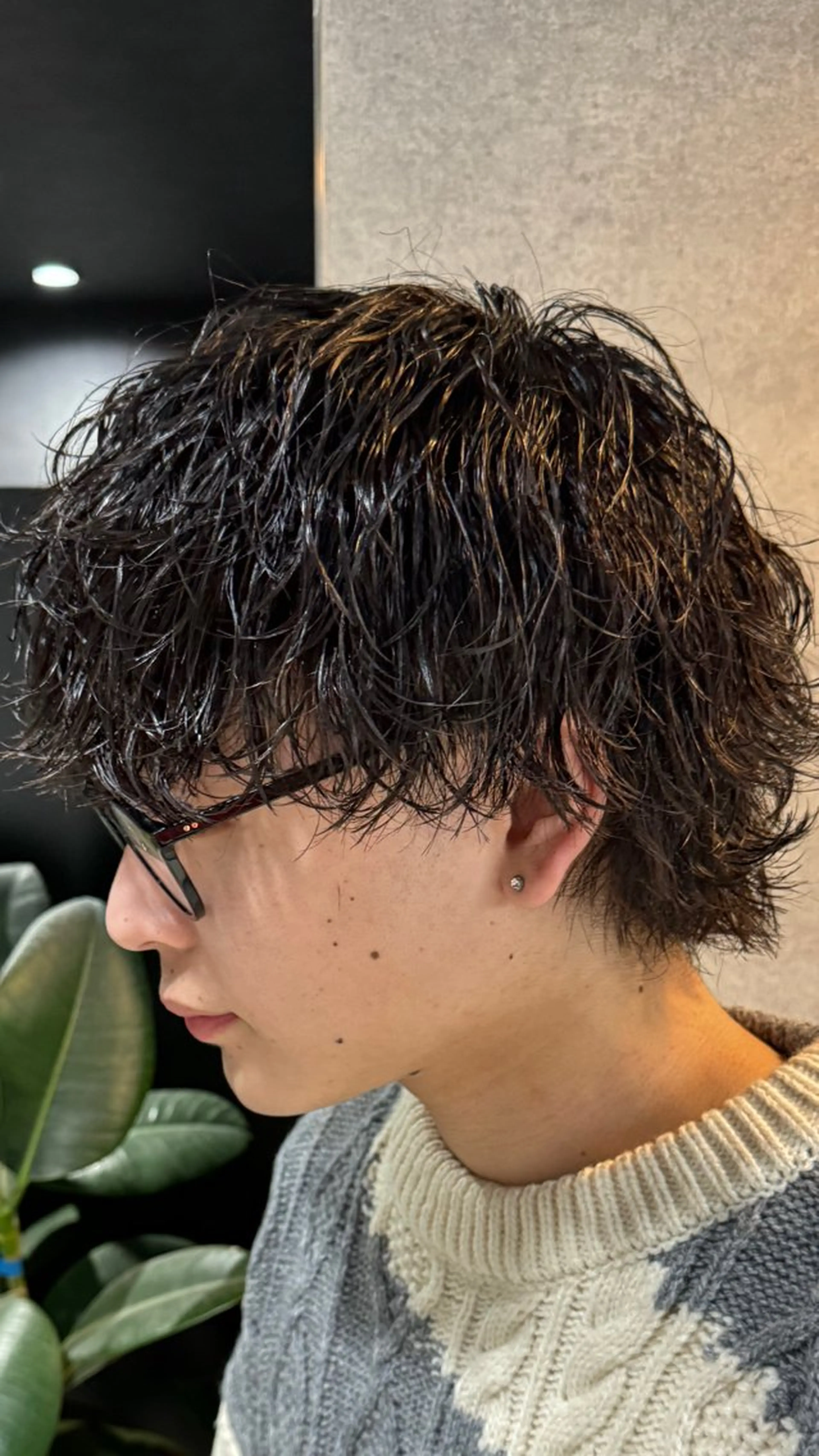 パーマ メンズ センターパート フェザーパーマ メンズハイライト メンズメッシュ マッシュ メンズ特化⚡️パーマ テッタのヘアスタイル