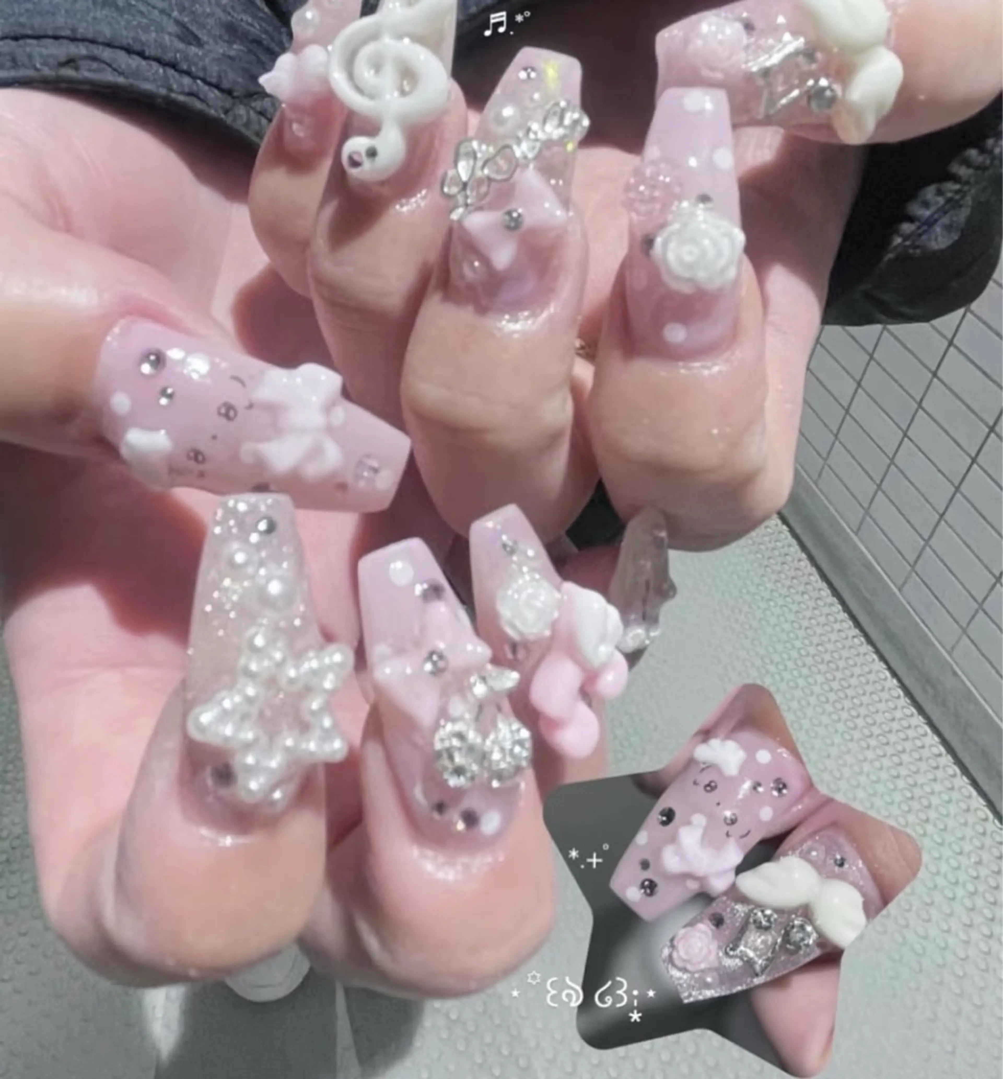 ネイル アートネイル オーロラネイル チークネイル フレンチネイル ガラスフレンチ ハンドネイル 🎀🎀YooLi Nail Salonのネイルデザイン