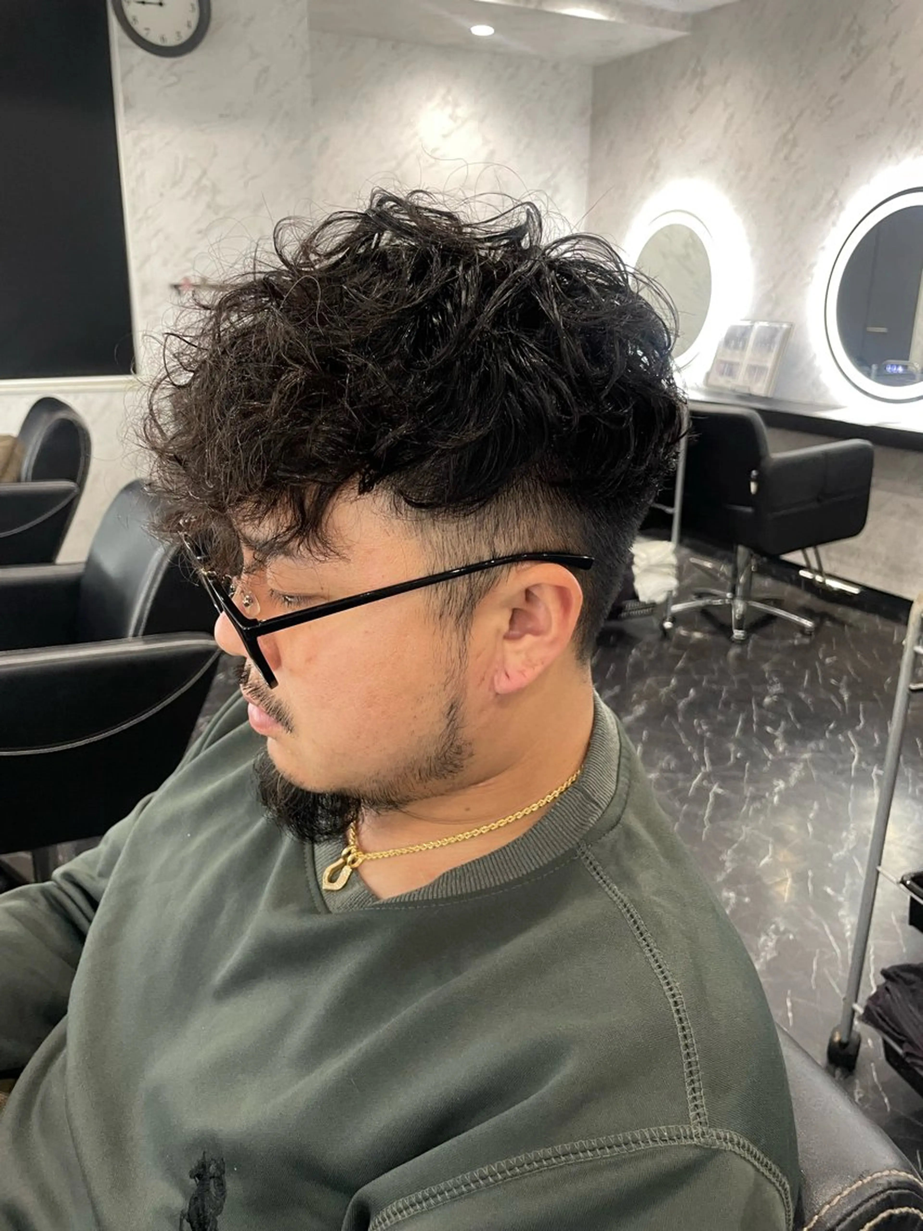 パーマ 五十嵐 満梨奈のヘアスタイル