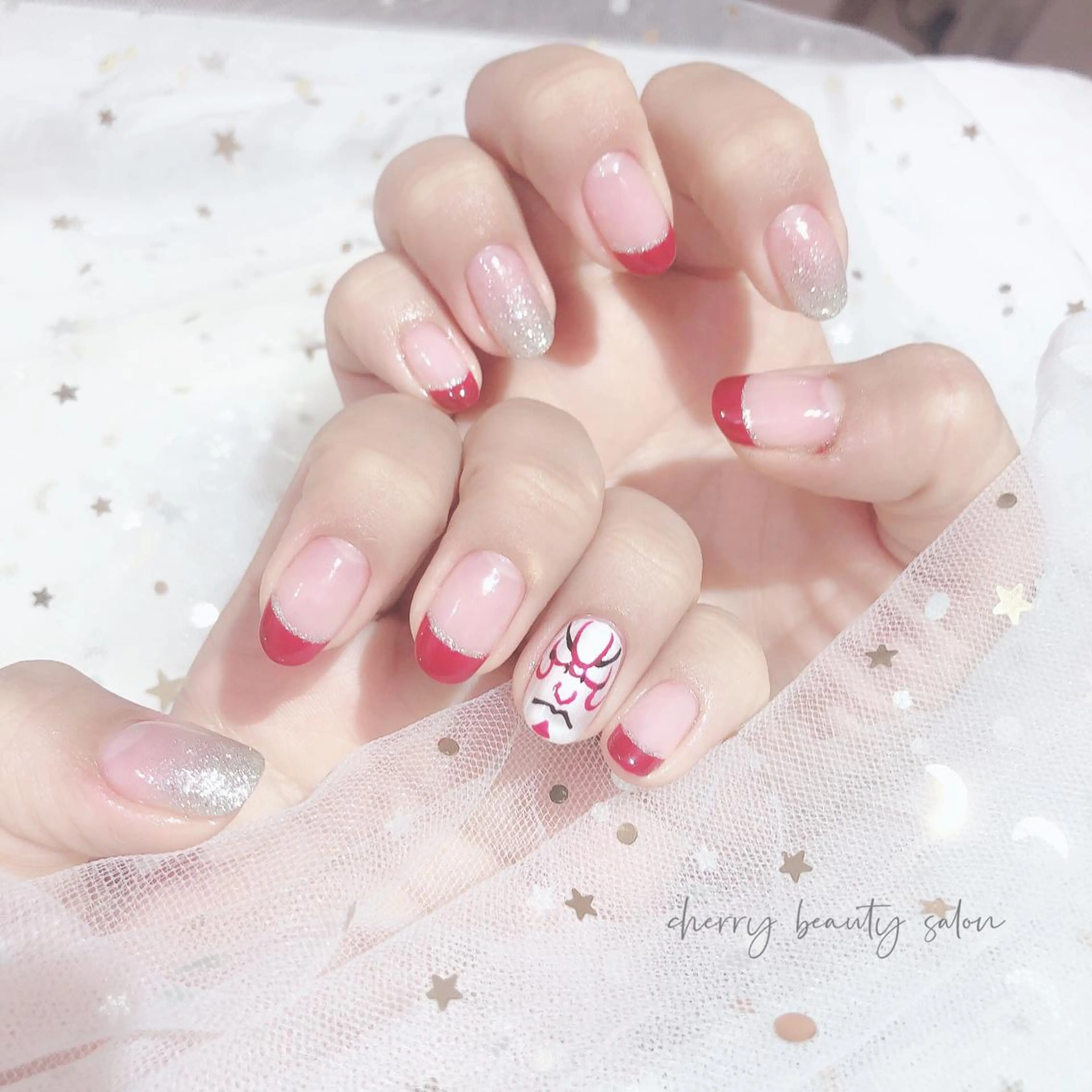 ミディアム SAKURA 🍒のネイルデザイン